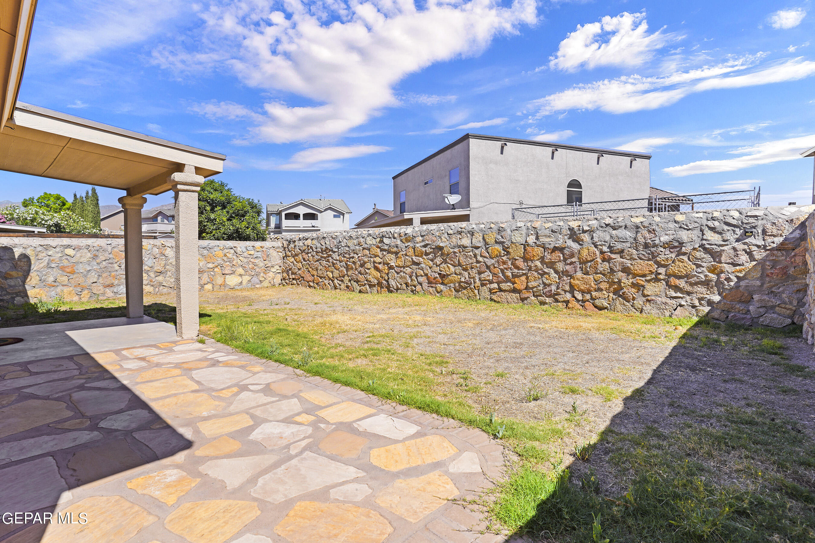 4933 COPPER RANCH Avenue