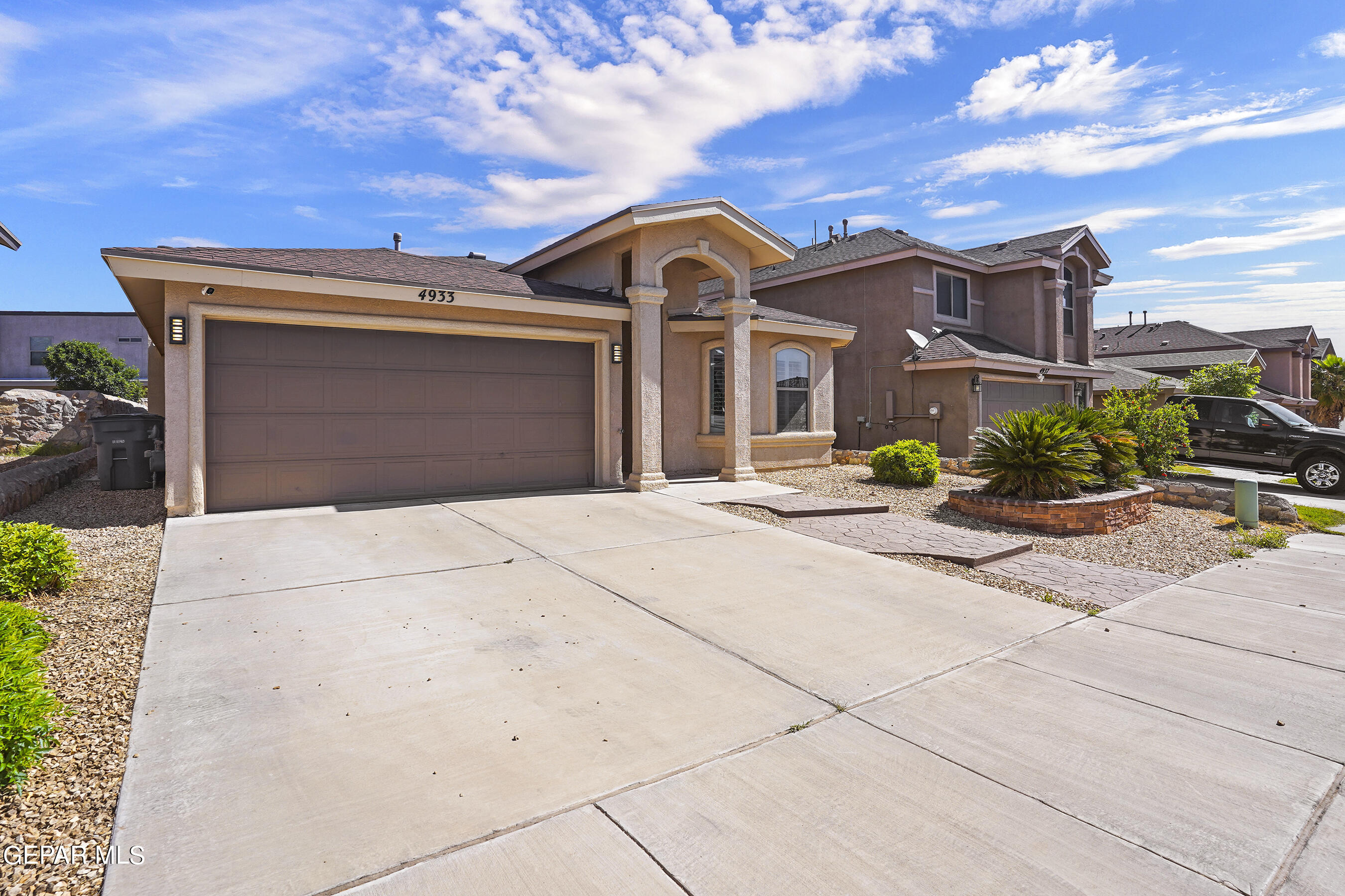 4933 COPPER RANCH Avenue