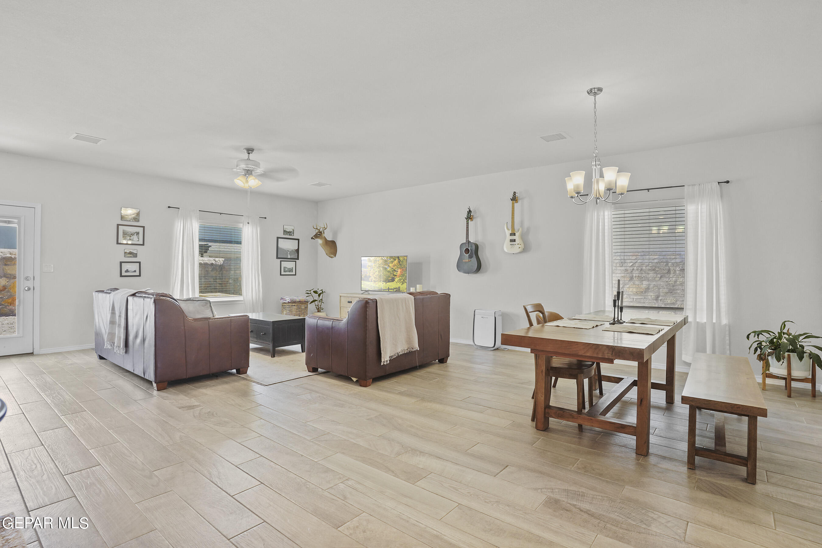 7332 GLACIER Drive