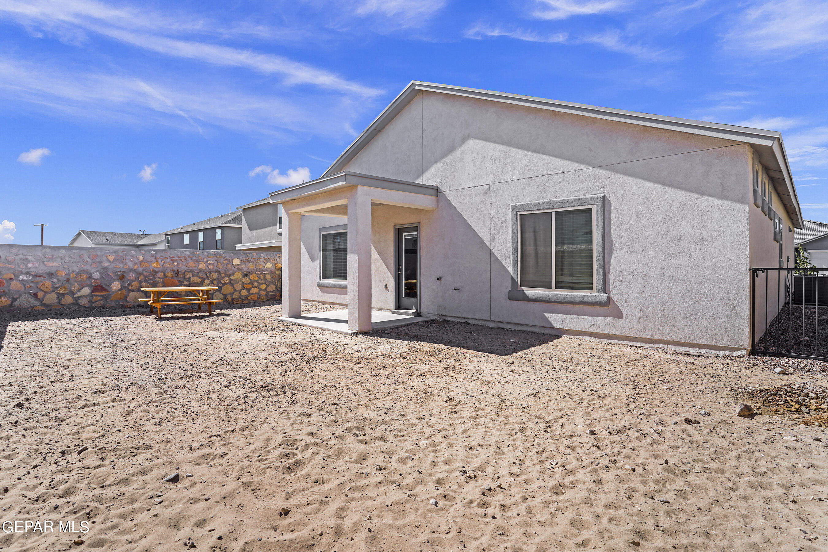 7332 GLACIER Drive