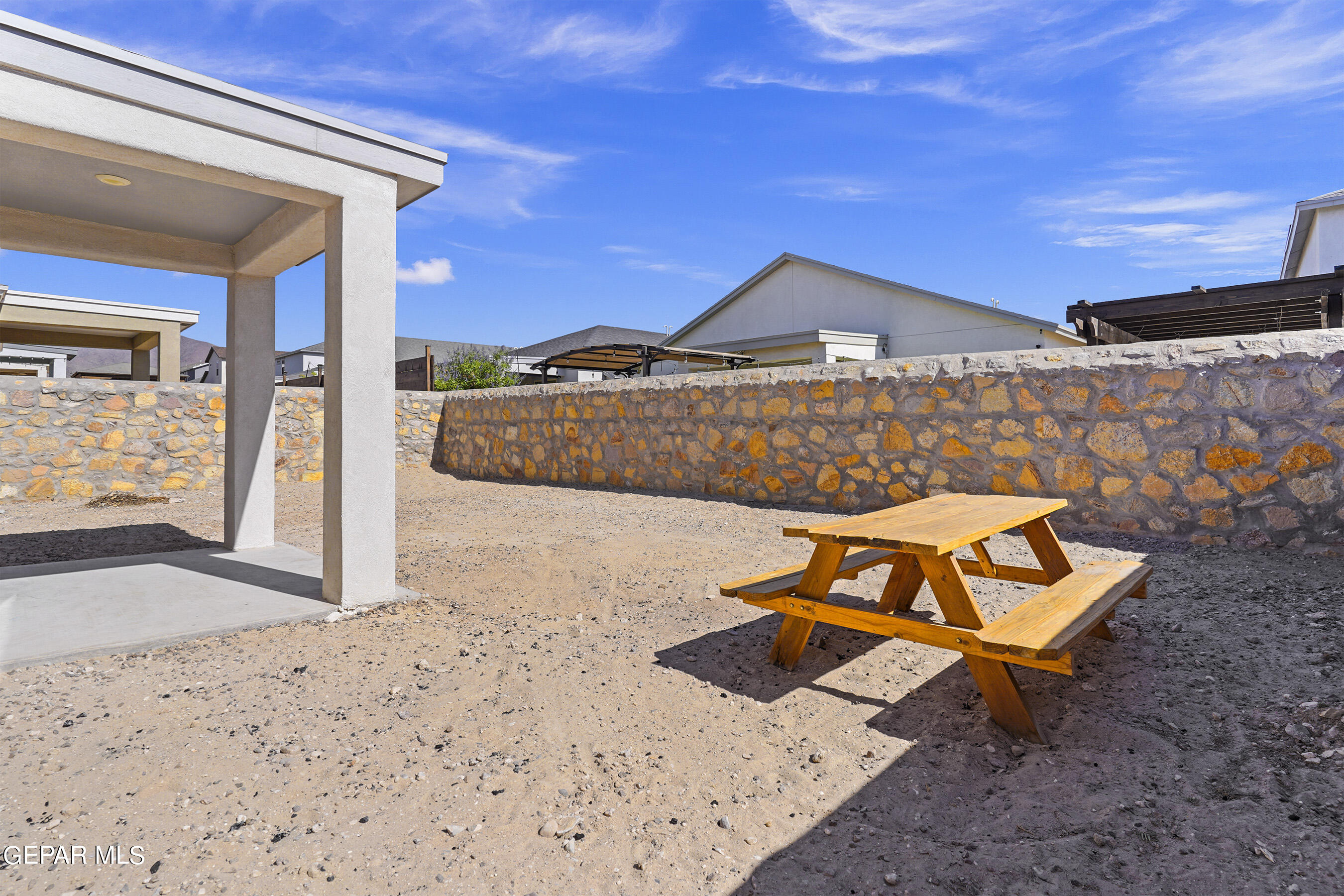 7332 GLACIER Drive