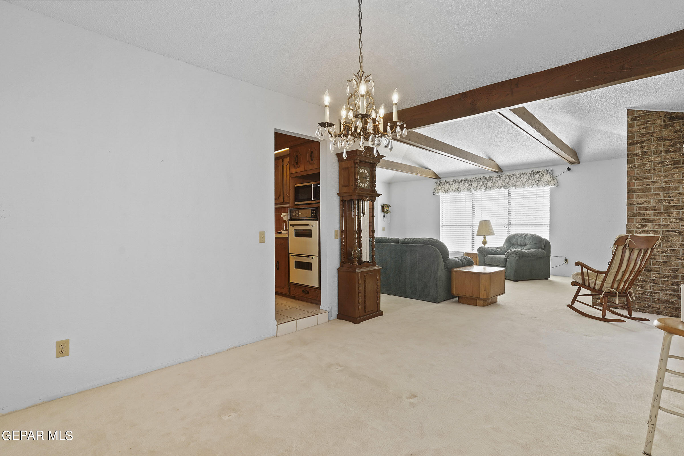 8621 West Line Drive