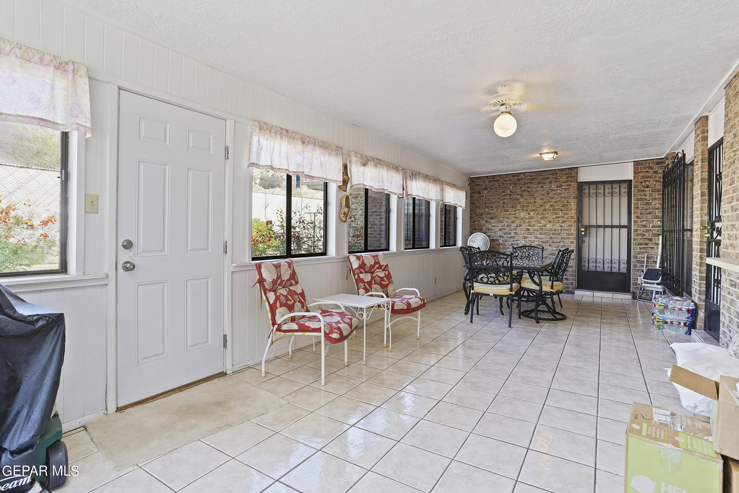8621 West Line Drive