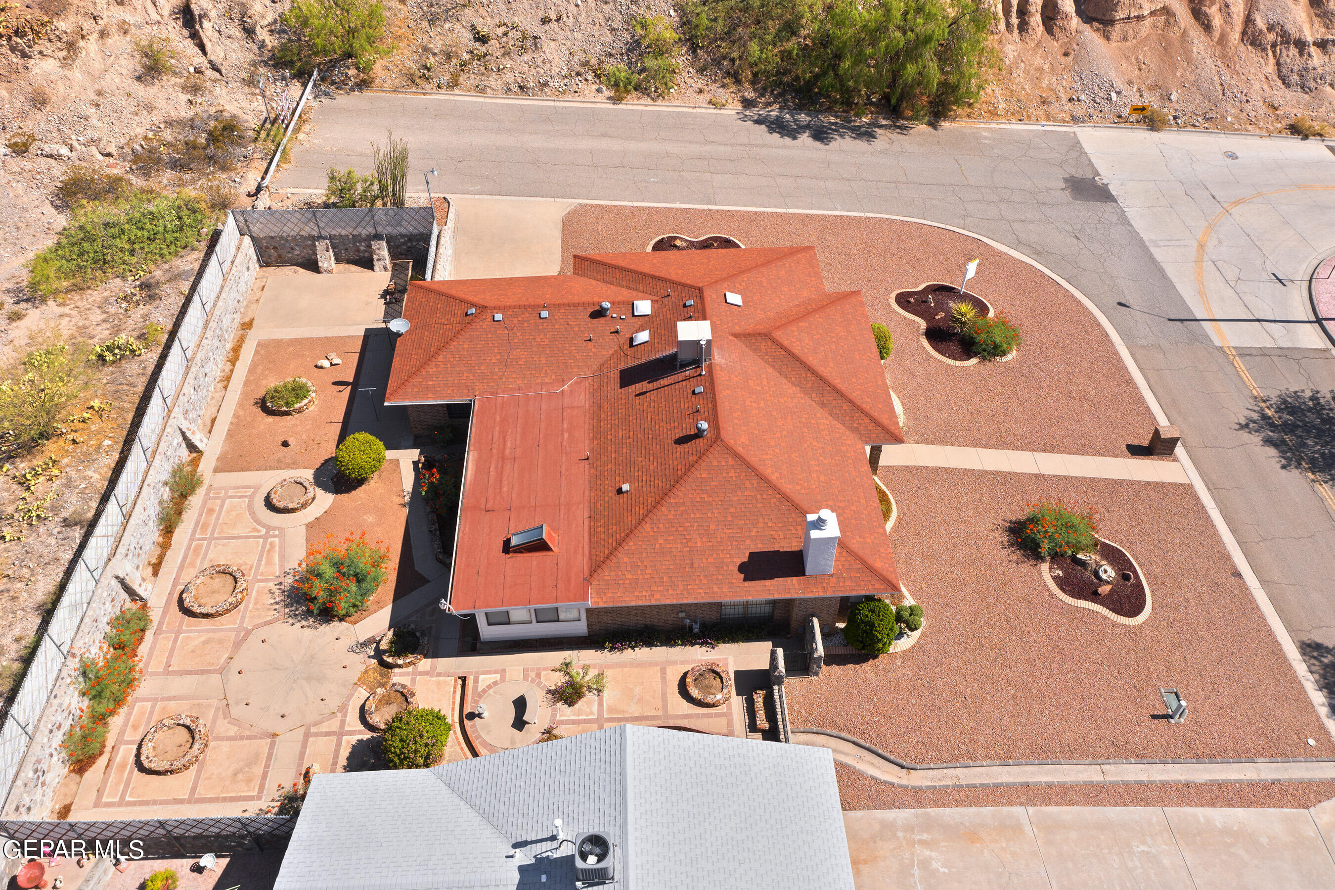 8621 West Line Drive
