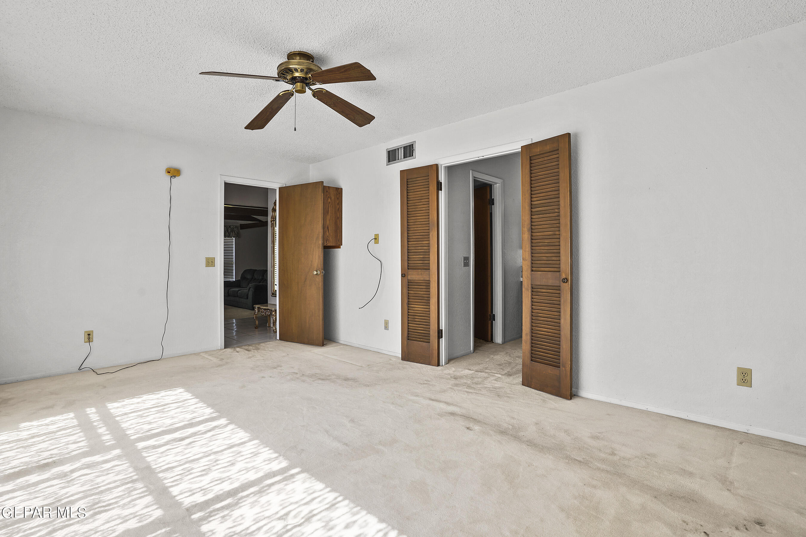 8621 West Line Drive