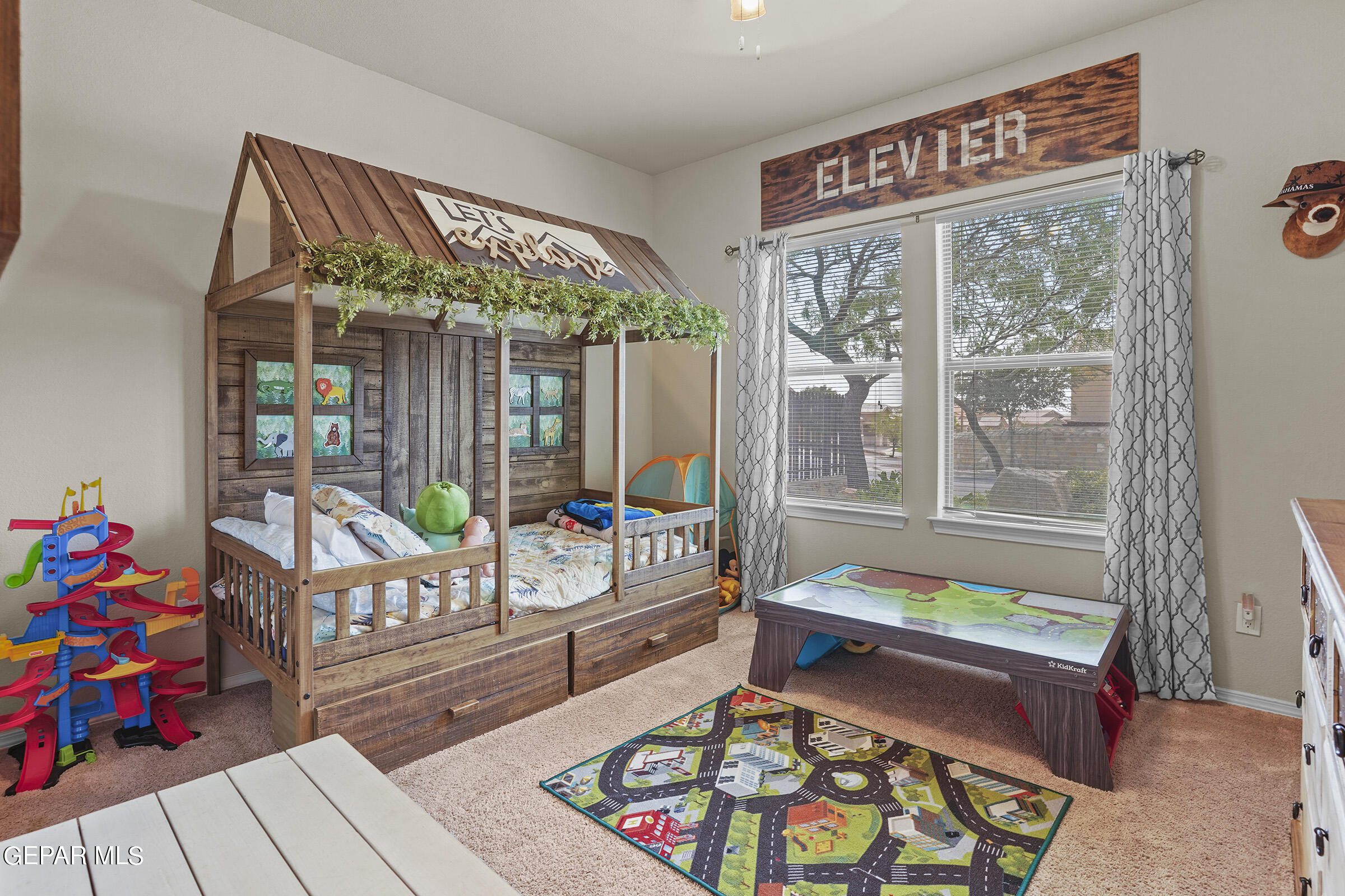 2042 BLUFF CREEK Street