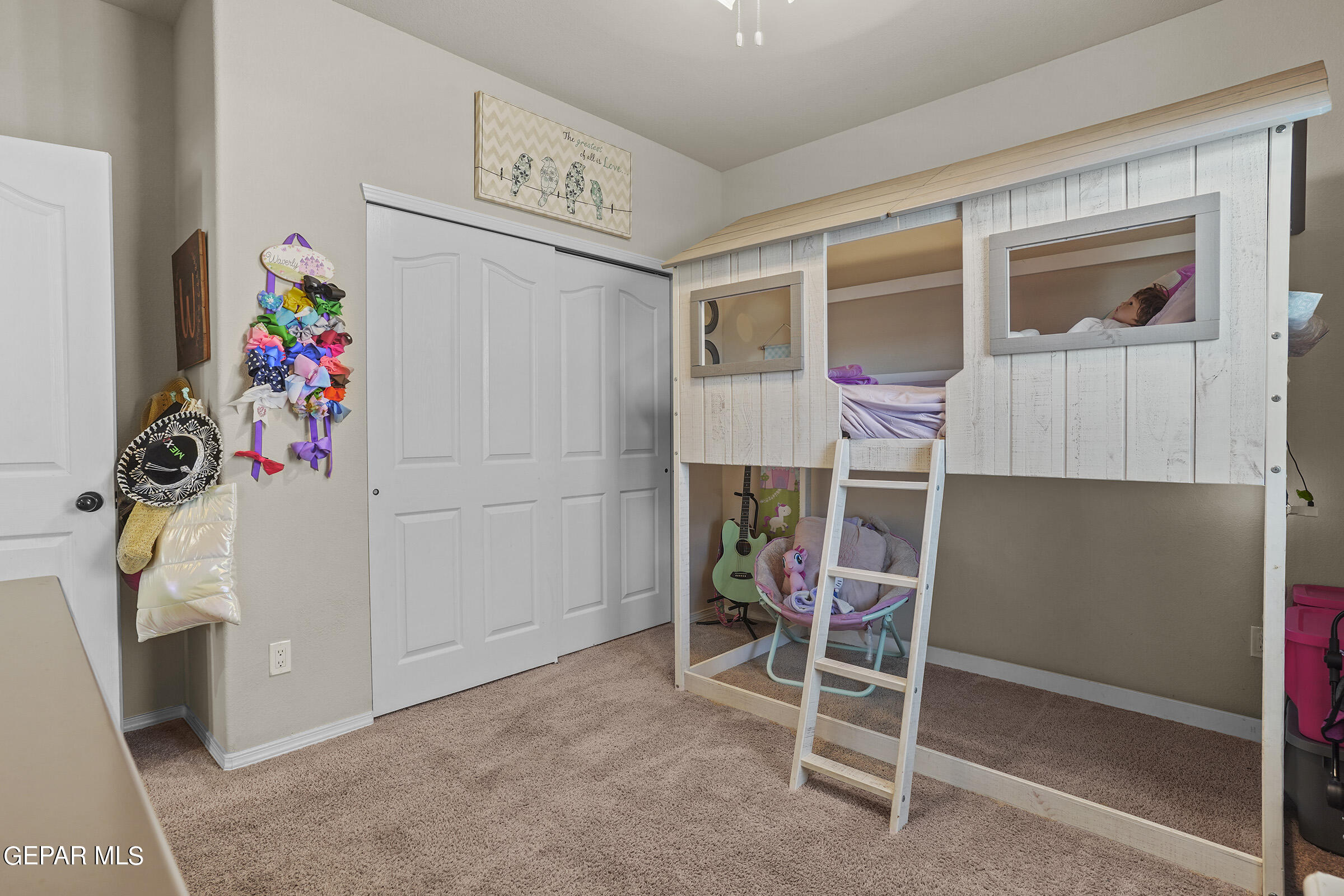 2042 BLUFF CREEK Street