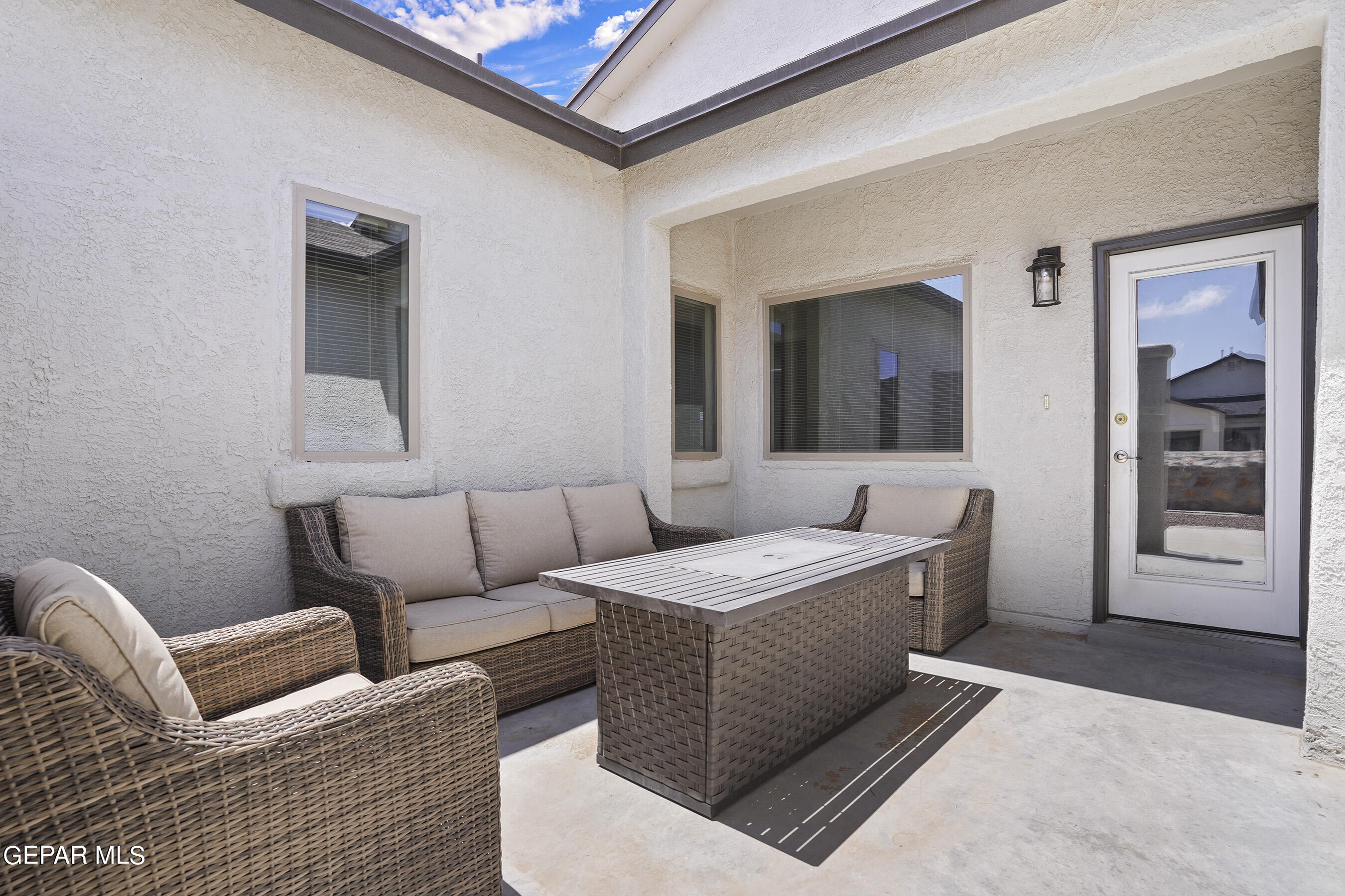 2412 SAMMY CERVANTES Street