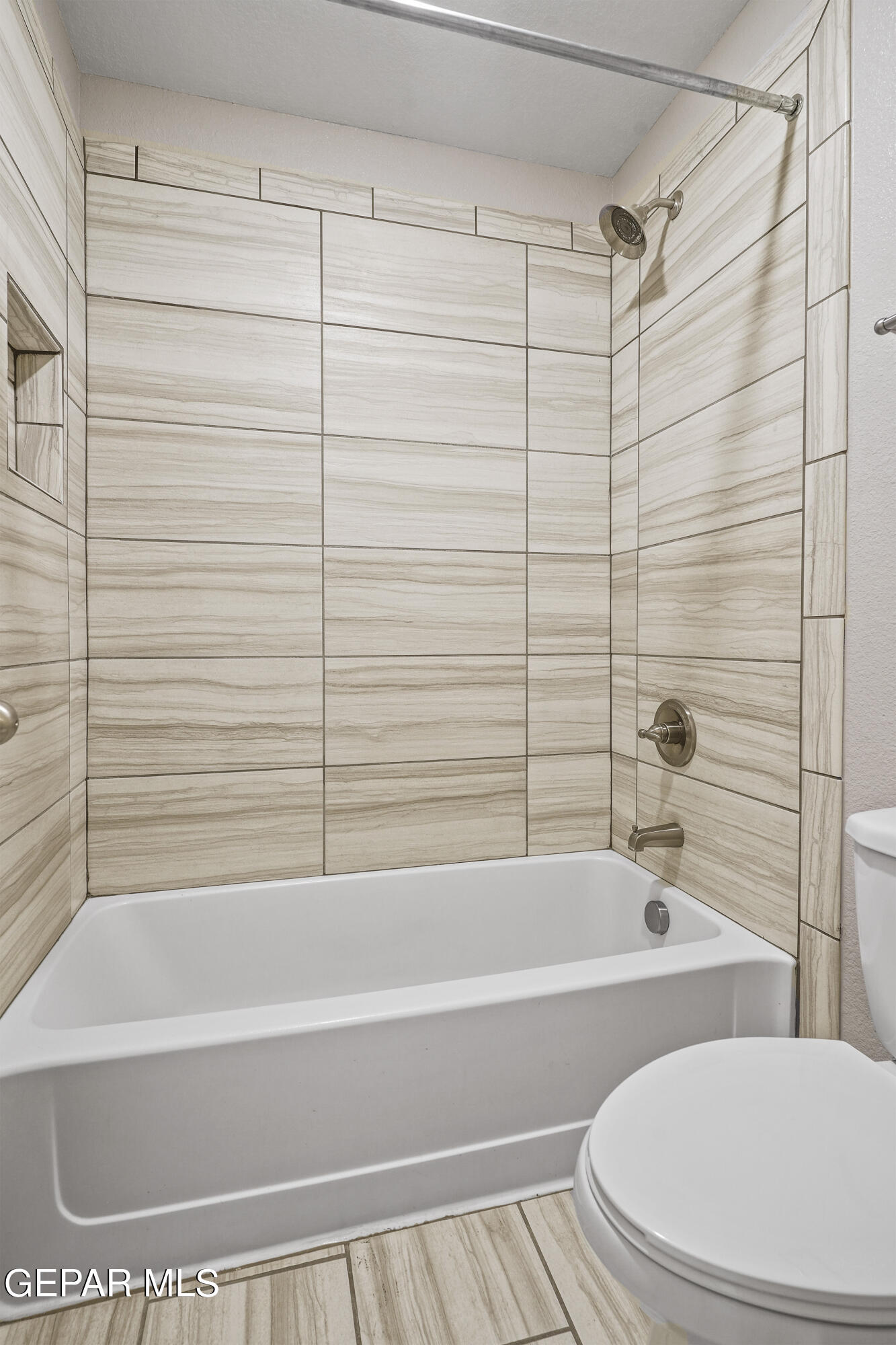 2853 SAMMY CERVANTES Street