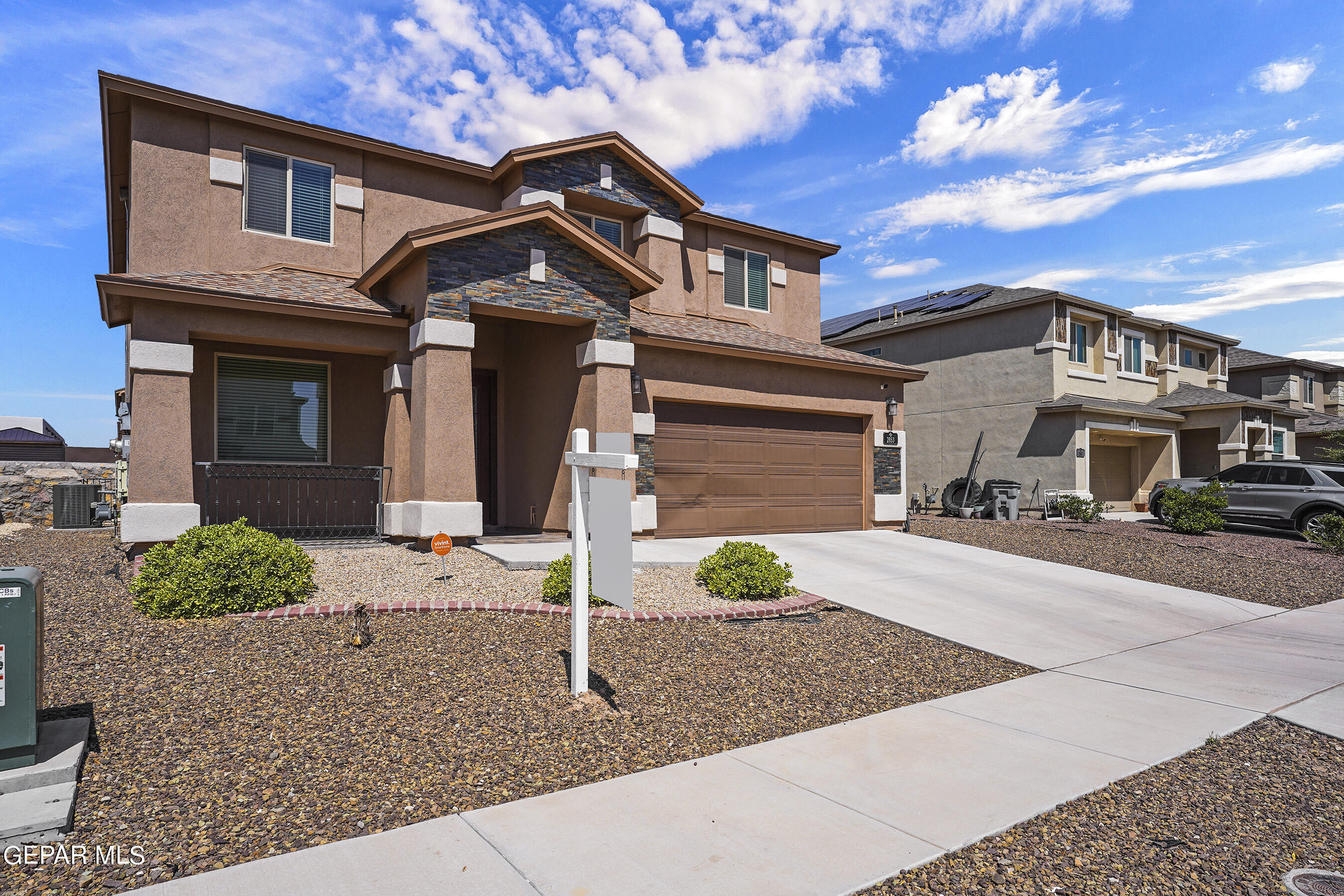 2853 SAMMY CERVANTES Street