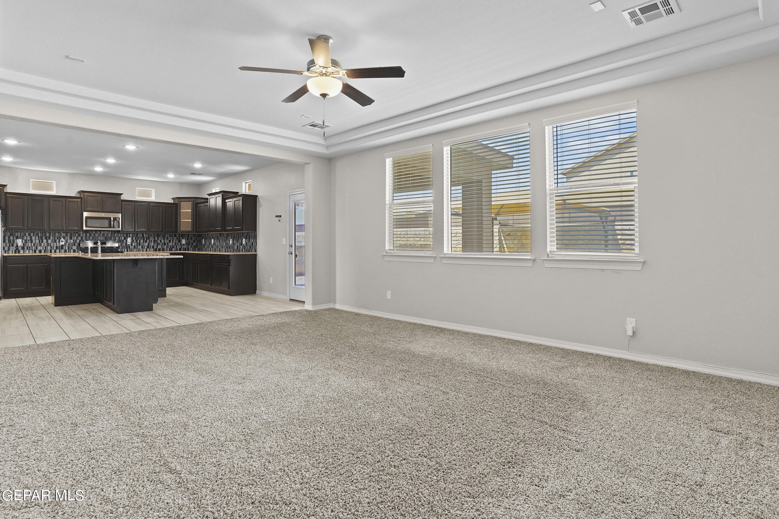 2853 SAMMY CERVANTES Street