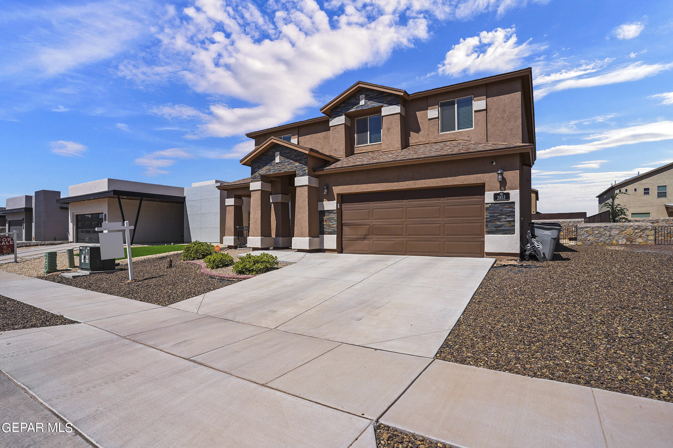 2853 SAMMY CERVANTES Street