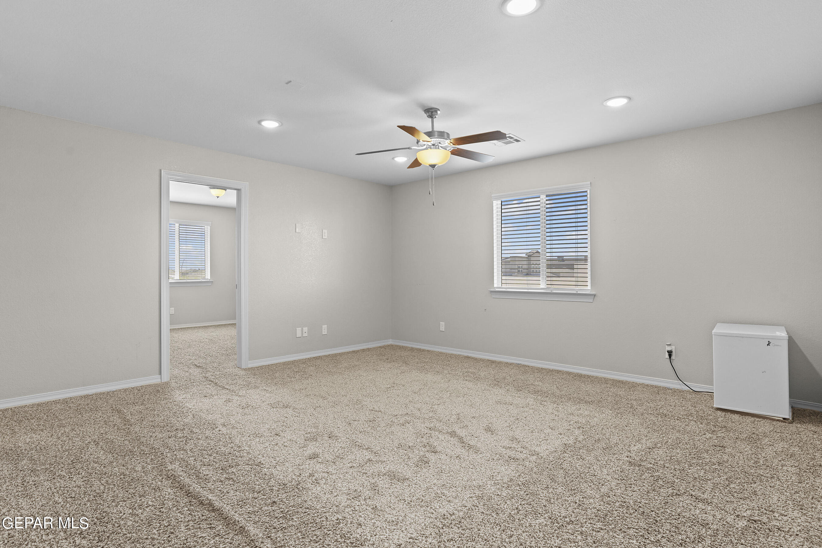 2853 SAMMY CERVANTES Street