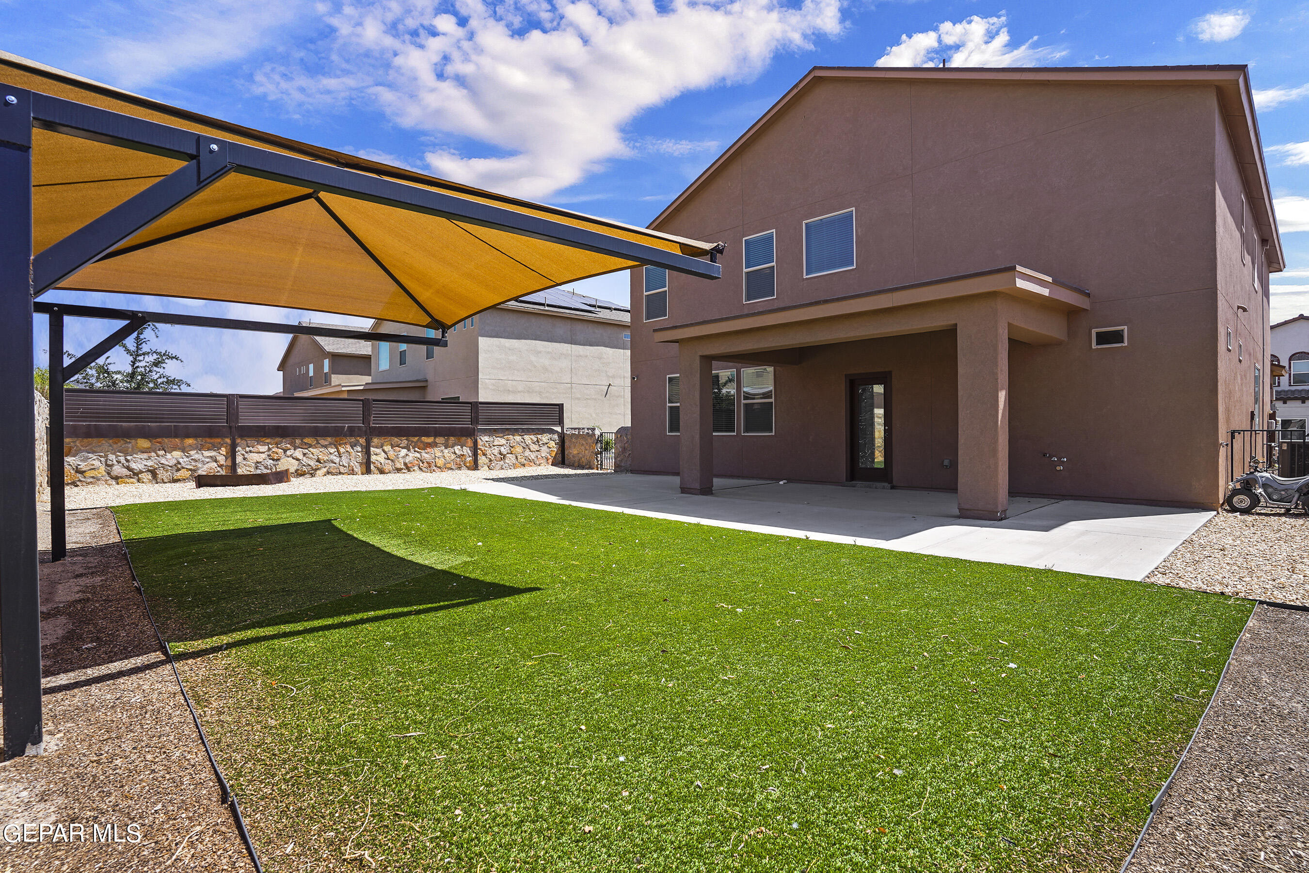 2853 SAMMY CERVANTES Street