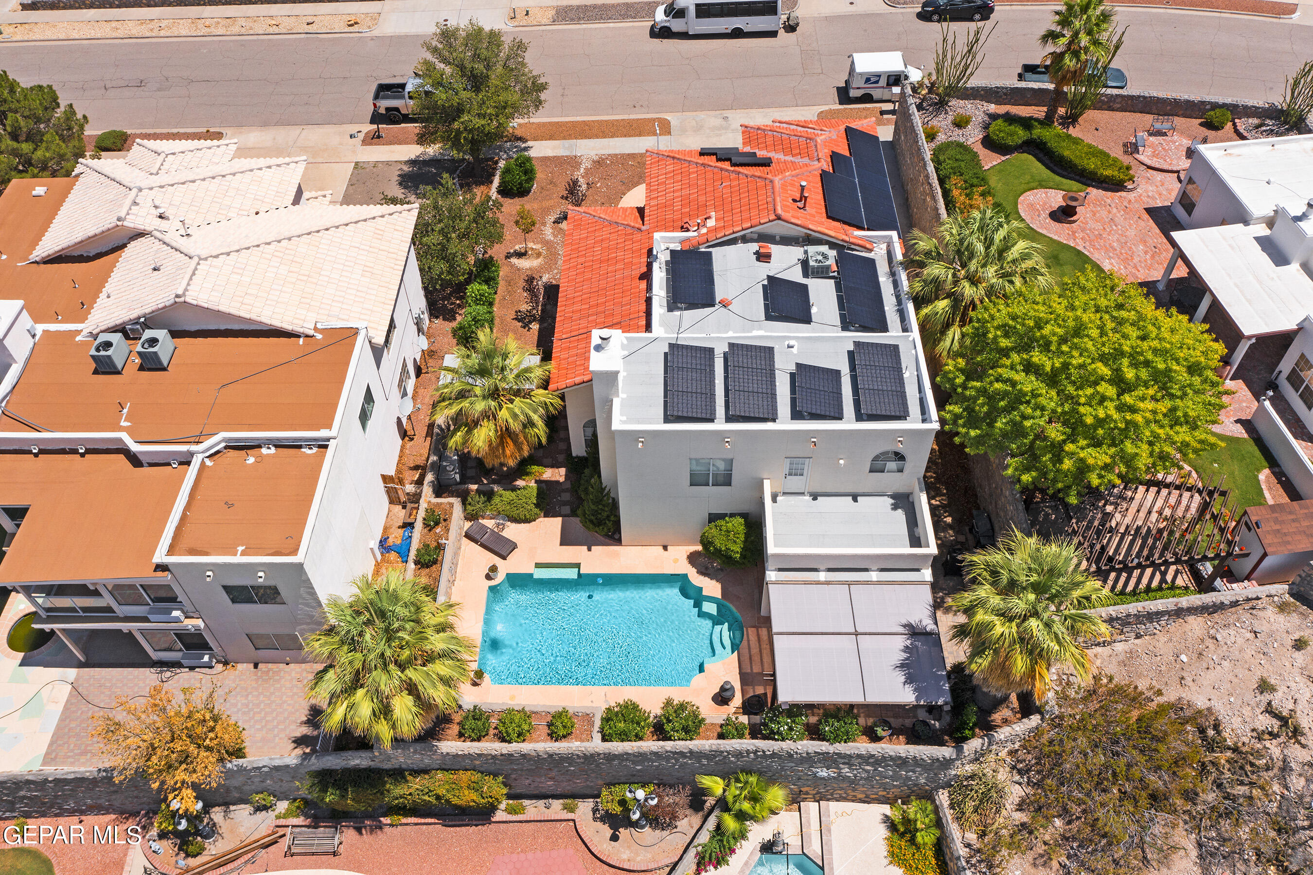 6127 LA POSTA Drive