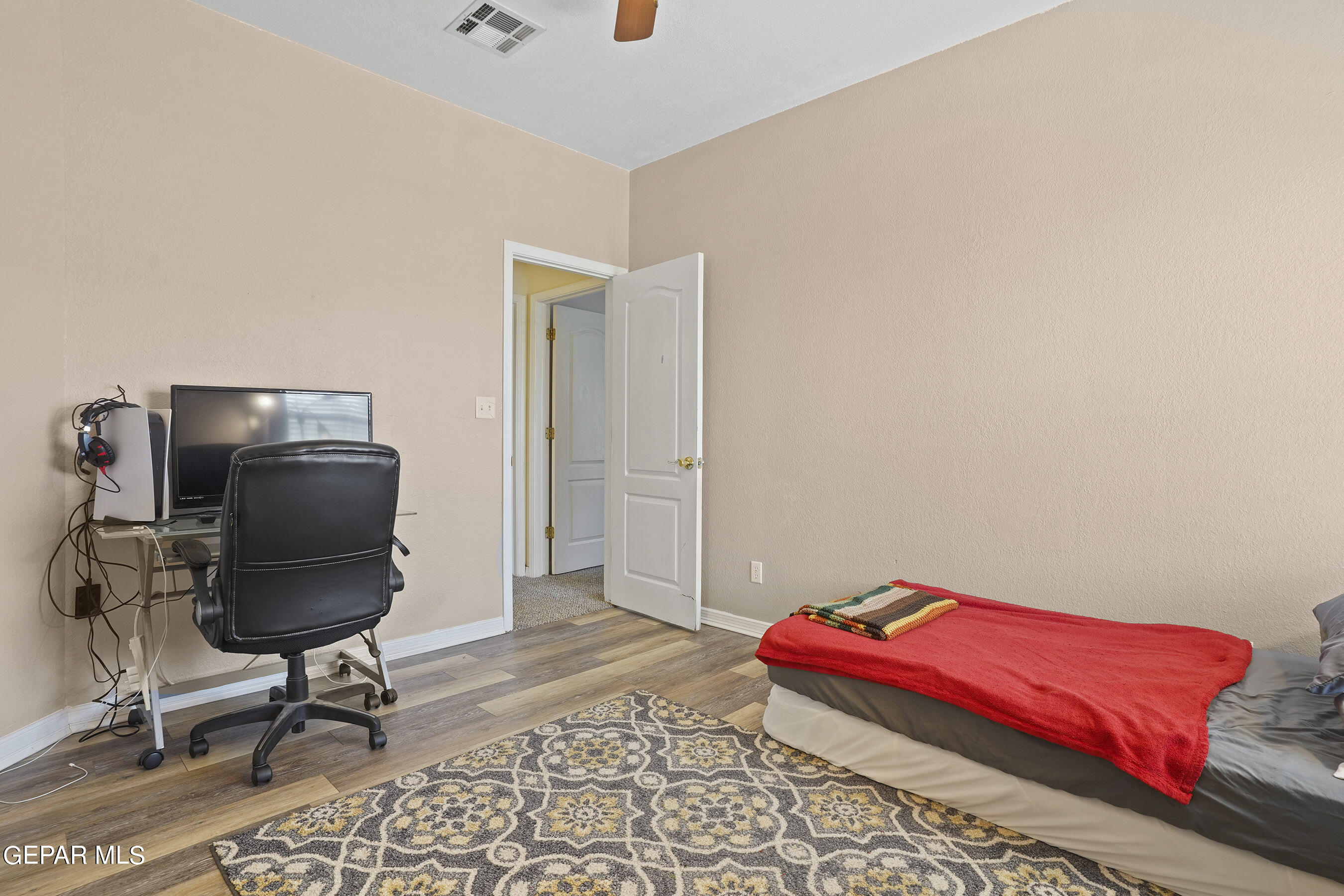 6127 LA POSTA Drive