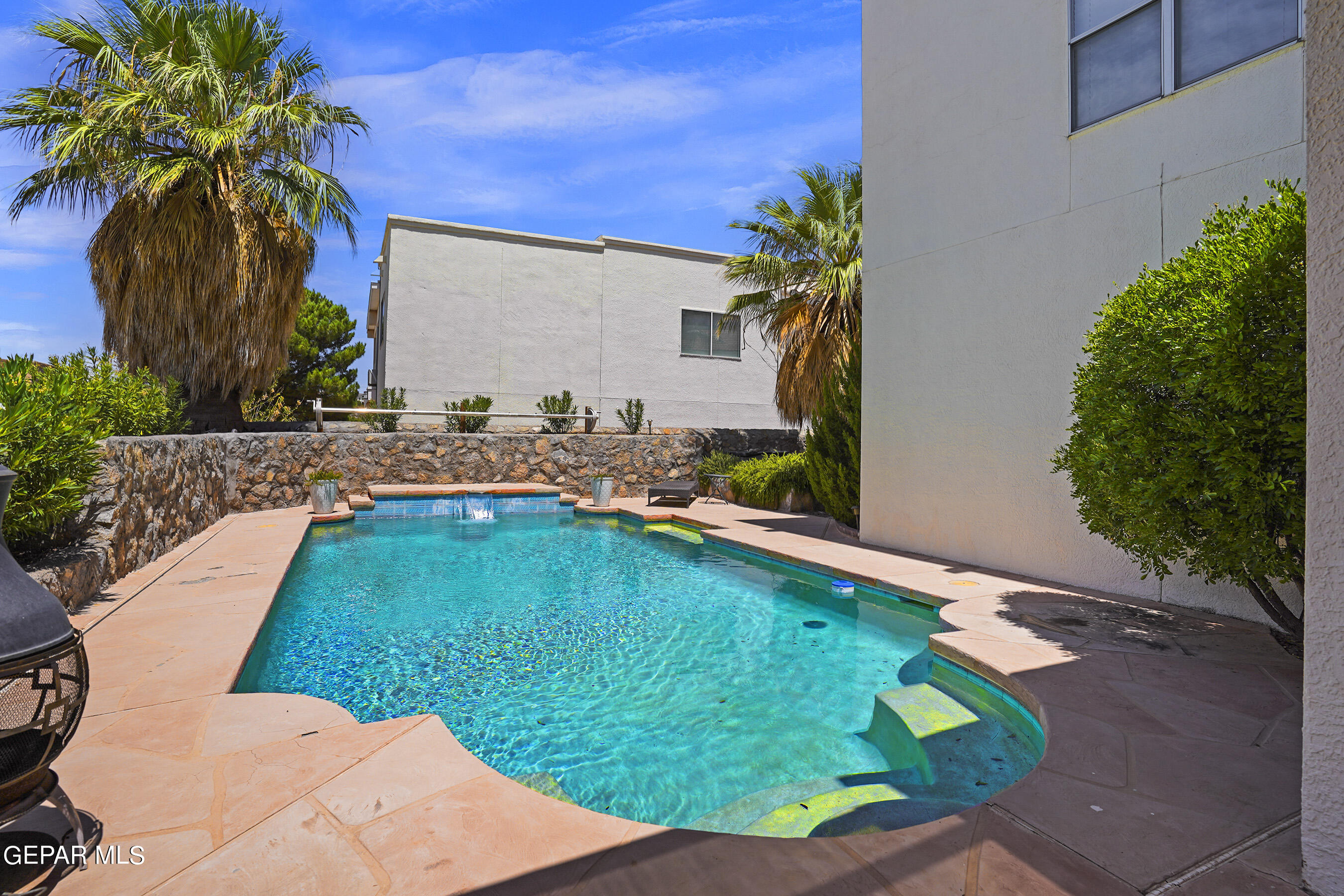 6127 LA POSTA Drive