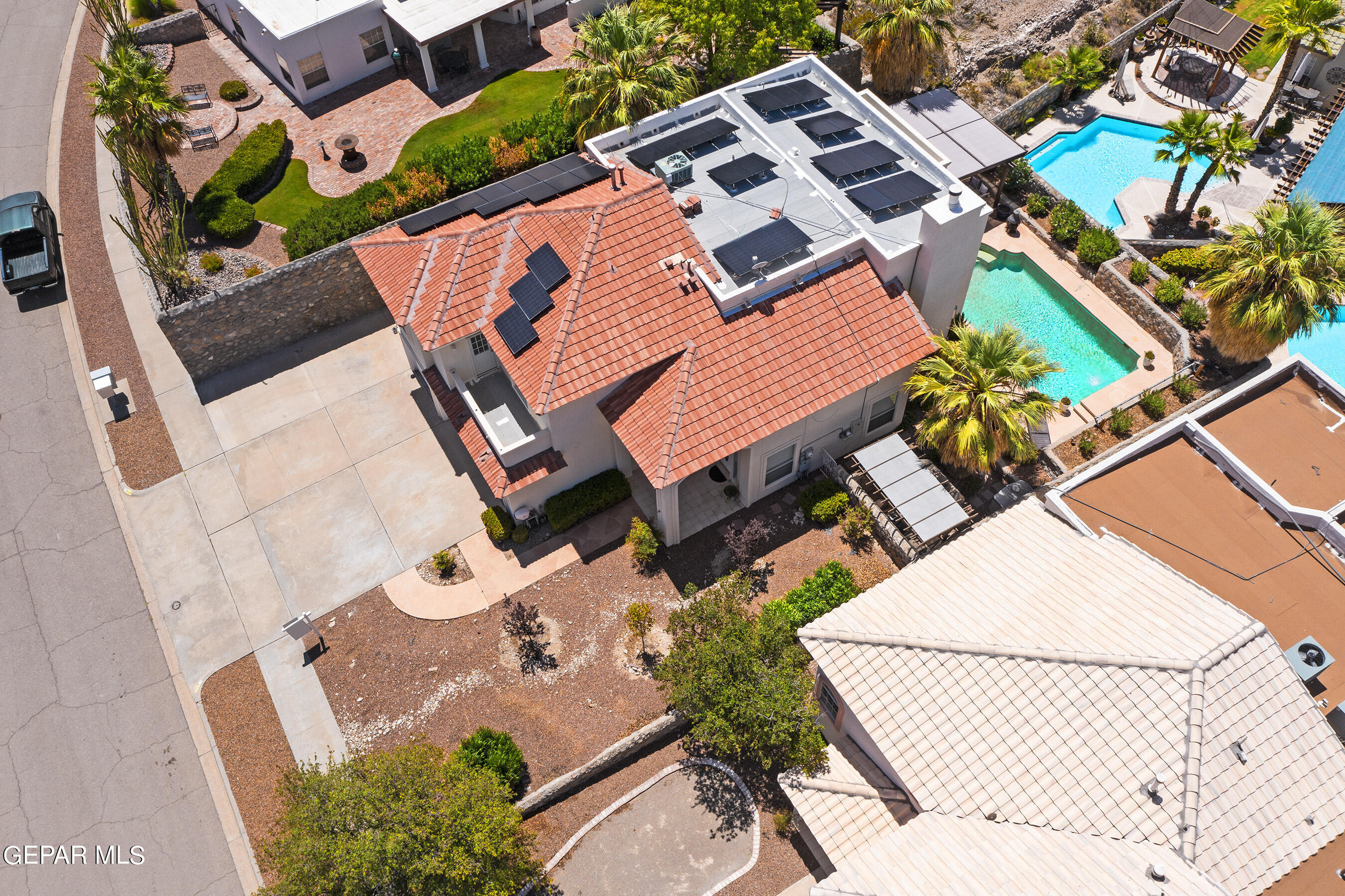 6127 LA POSTA Drive
