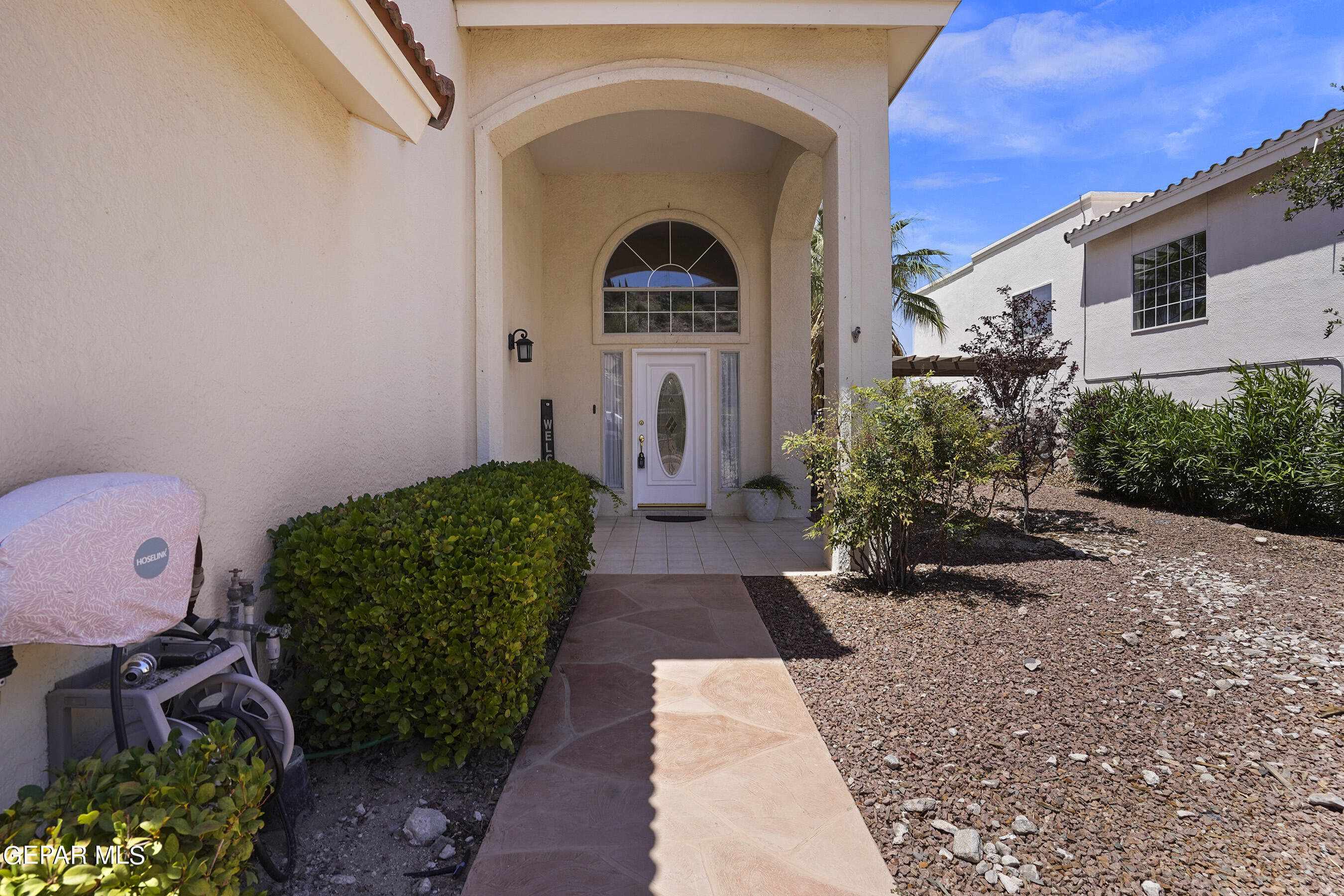 6127 LA POSTA Drive
