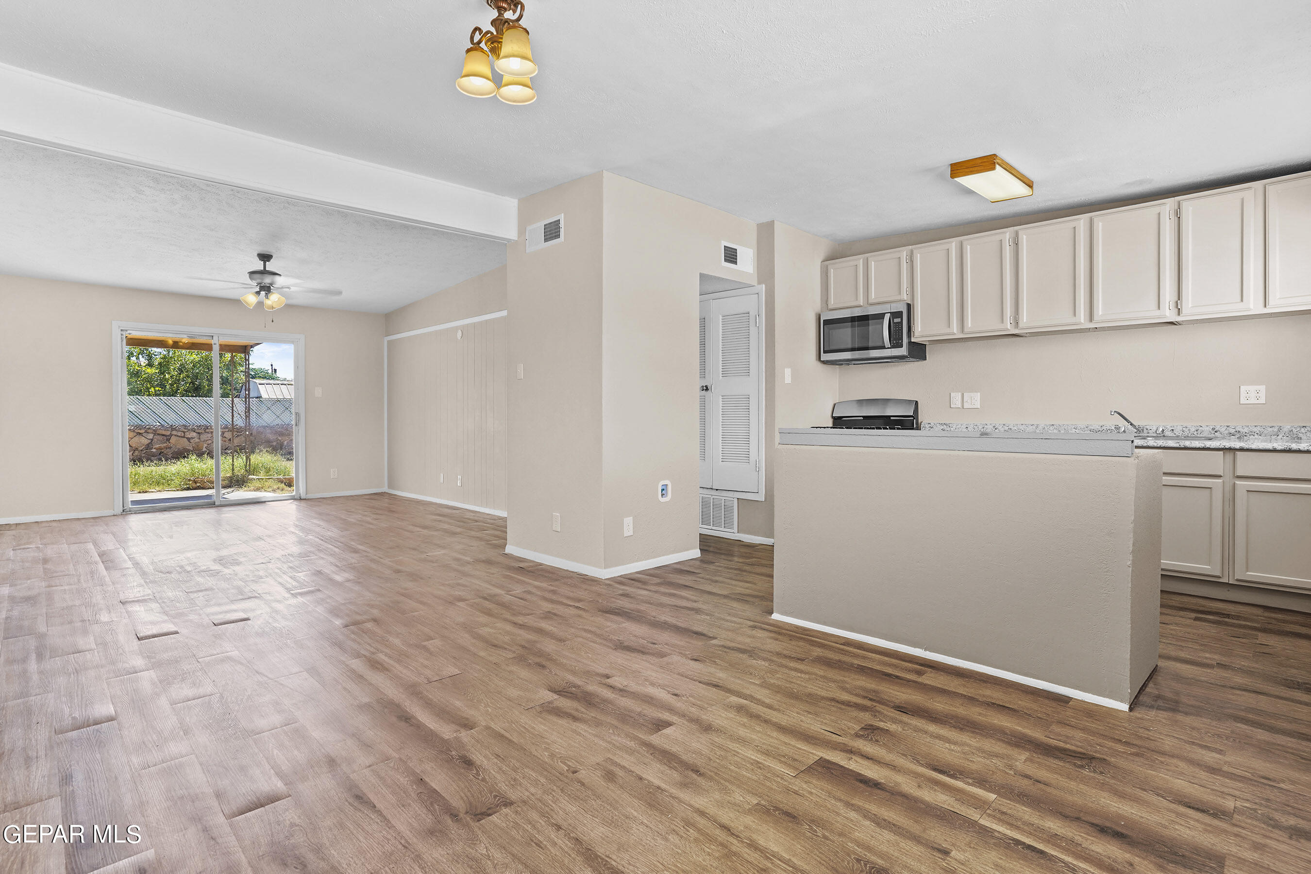 10080 NEWCASTLE Drive