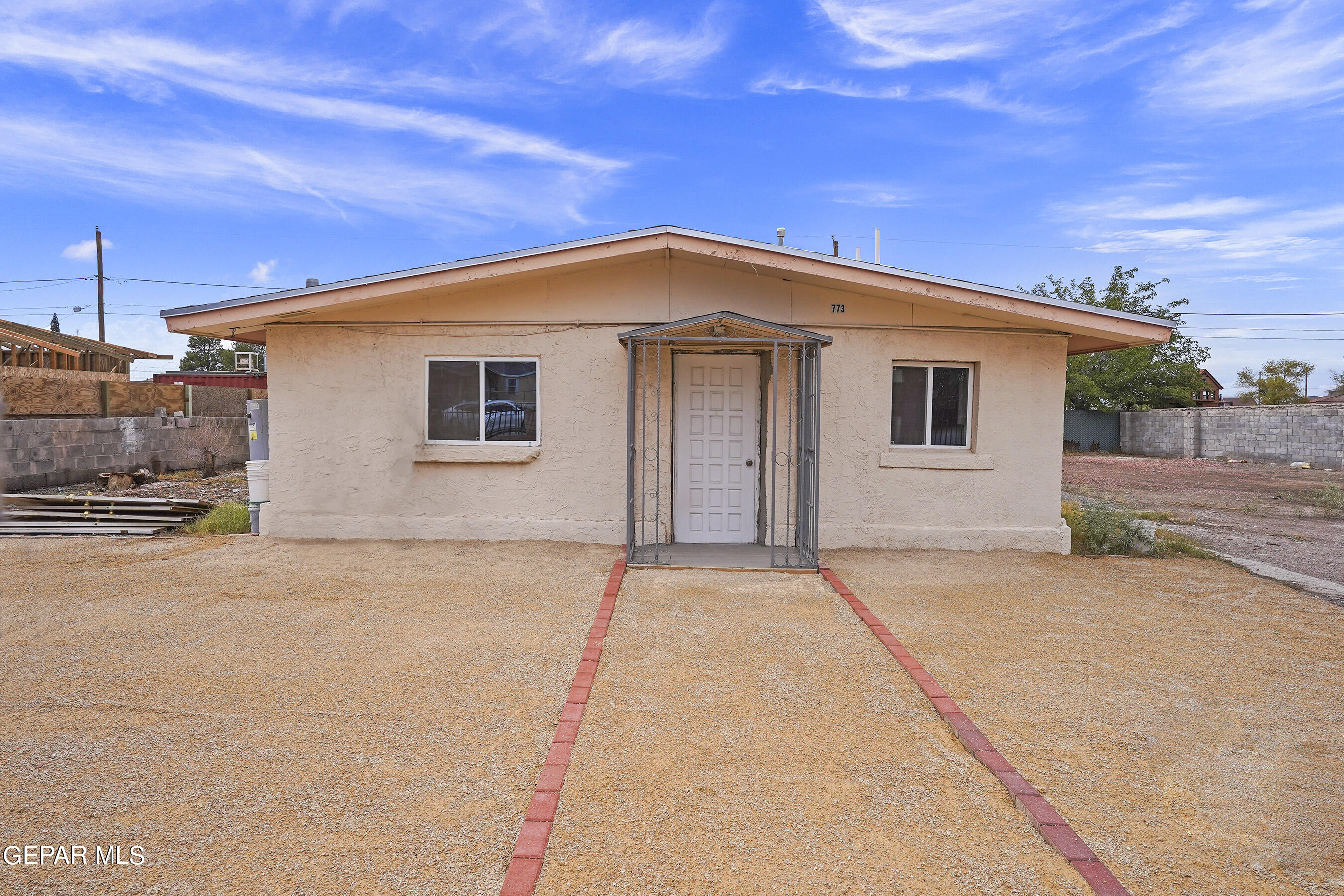 773 LUPE ANNA Lane