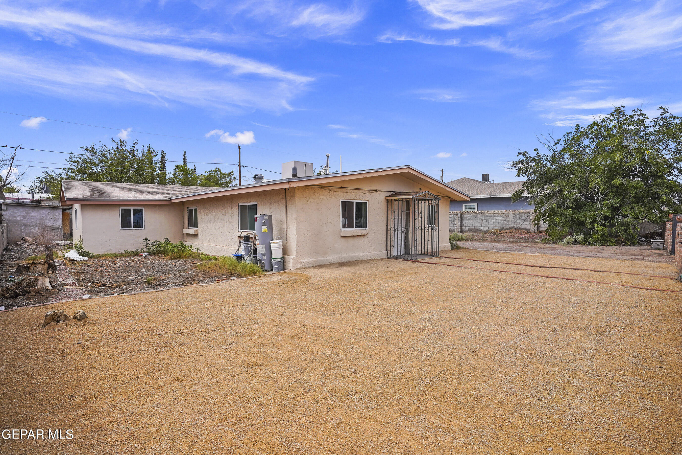 773 LUPE ANNA Lane