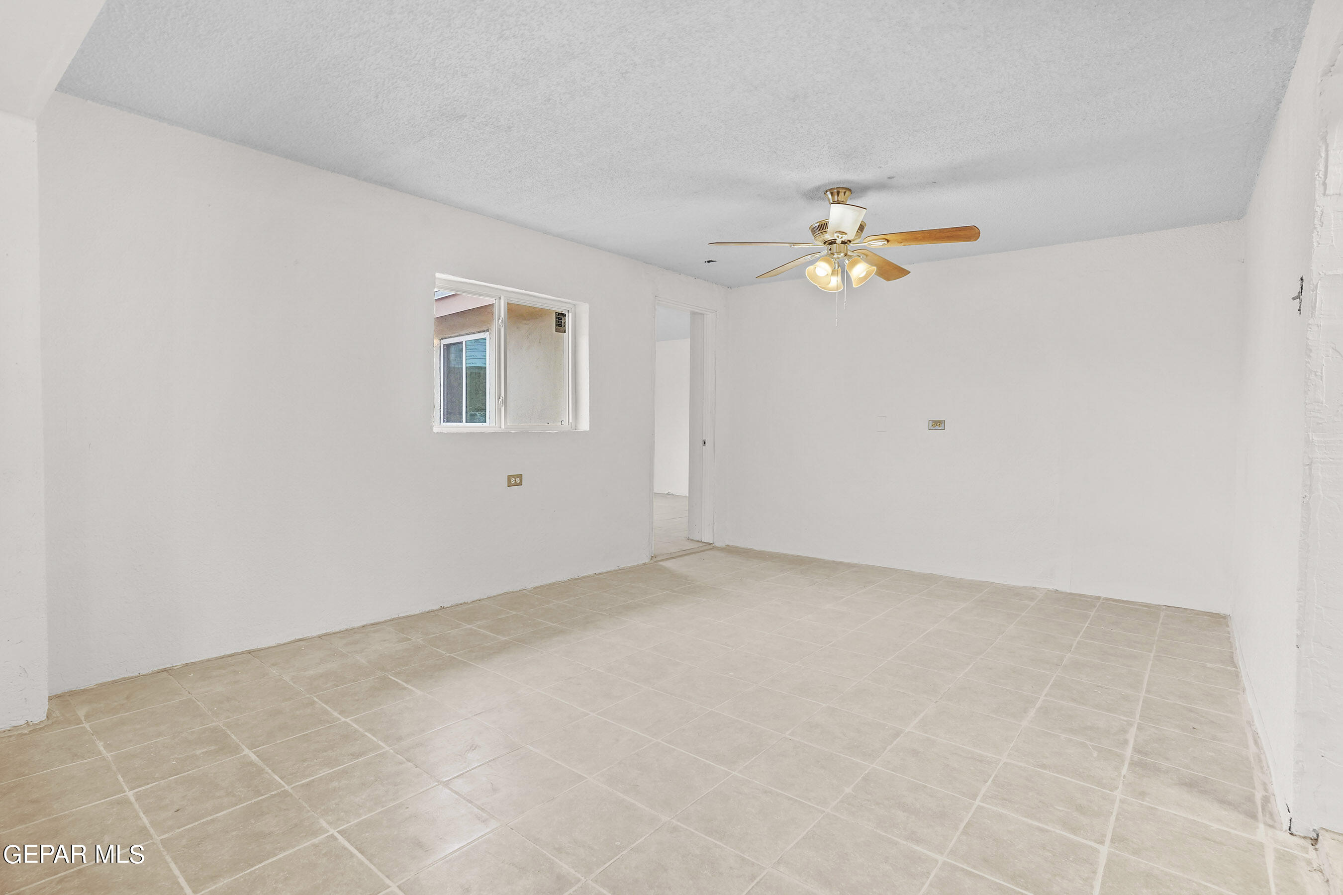 773 LUPE ANNA Lane