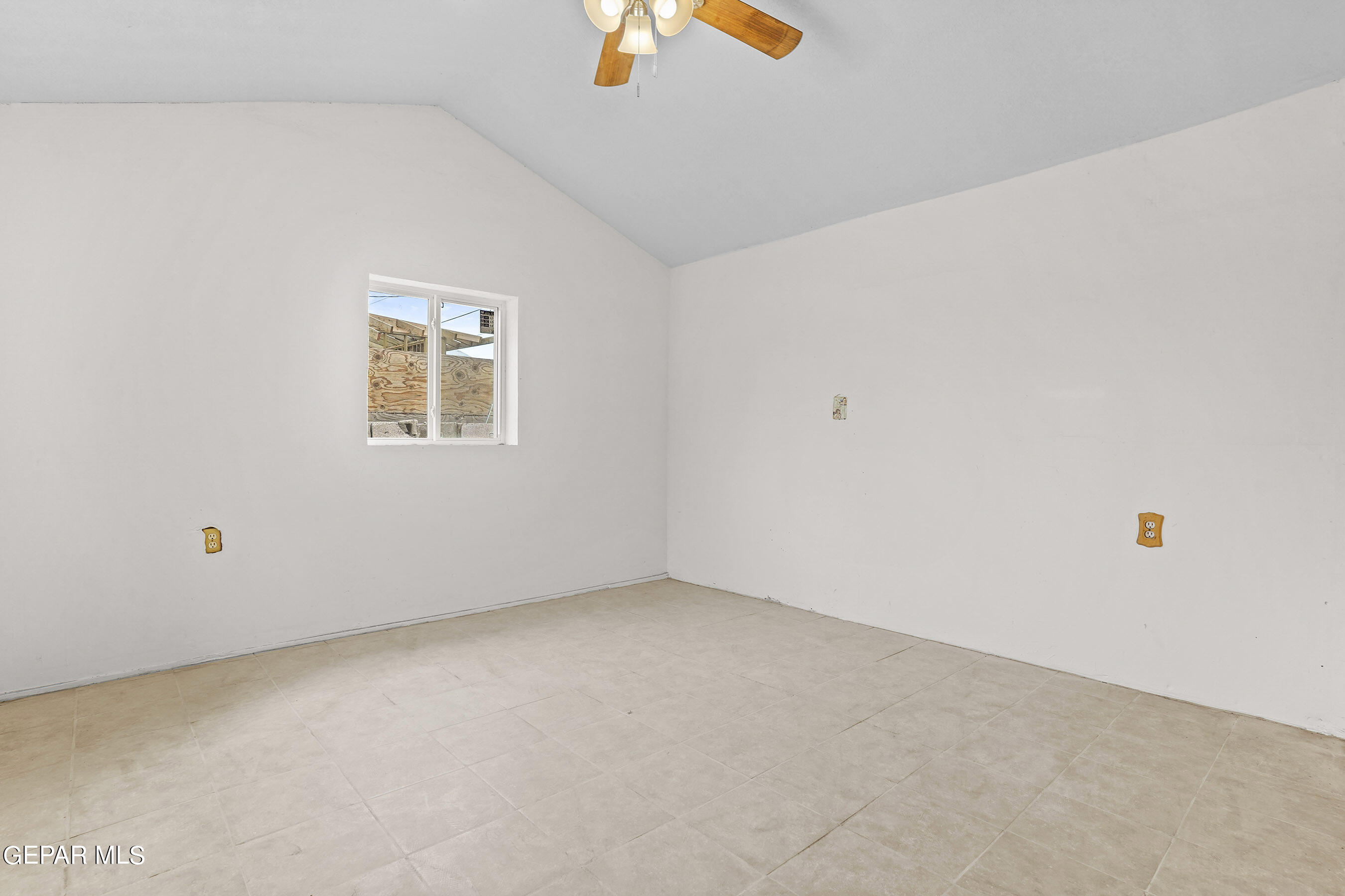 773 LUPE ANNA Lane