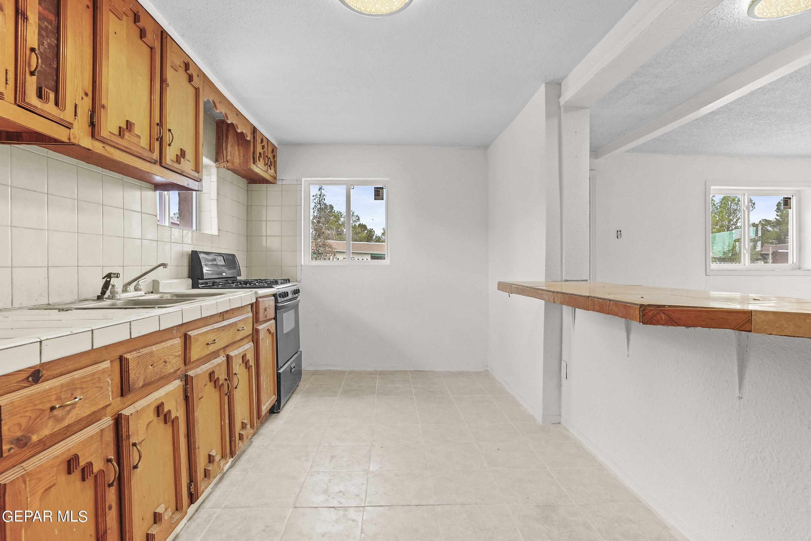 773 LUPE ANNA Lane