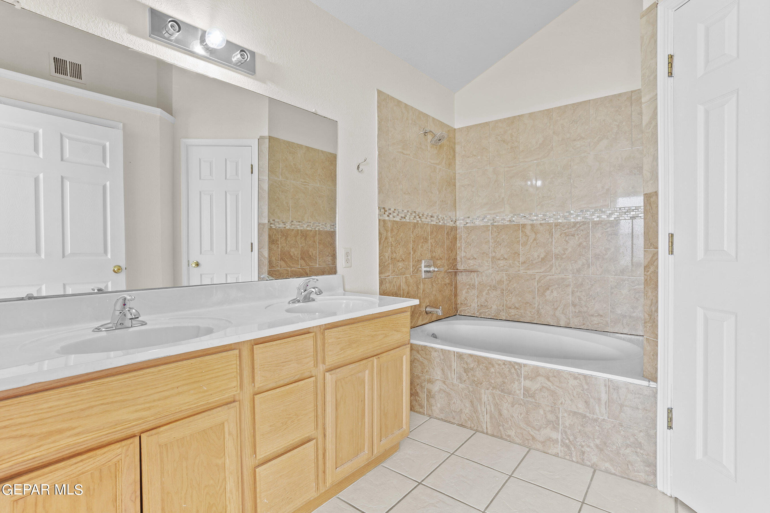 12336 DIANE TROYER Way