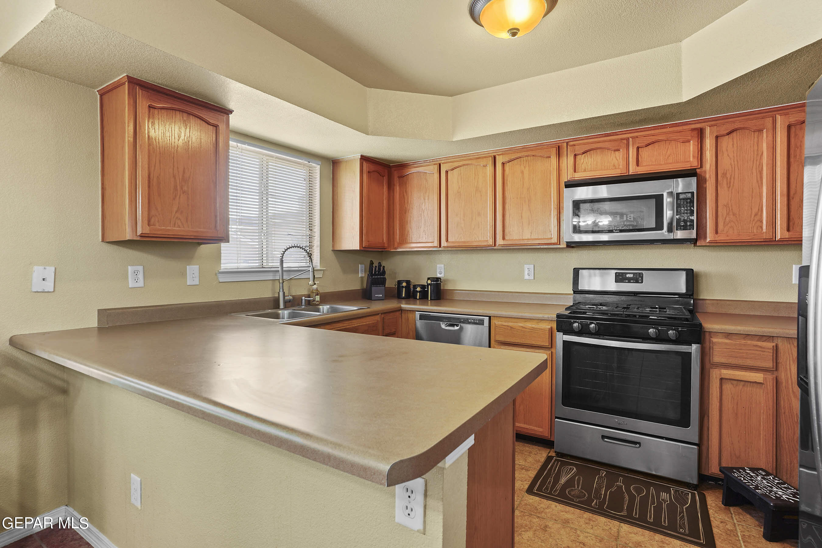 11408 PIFAS NEVAREZ Place