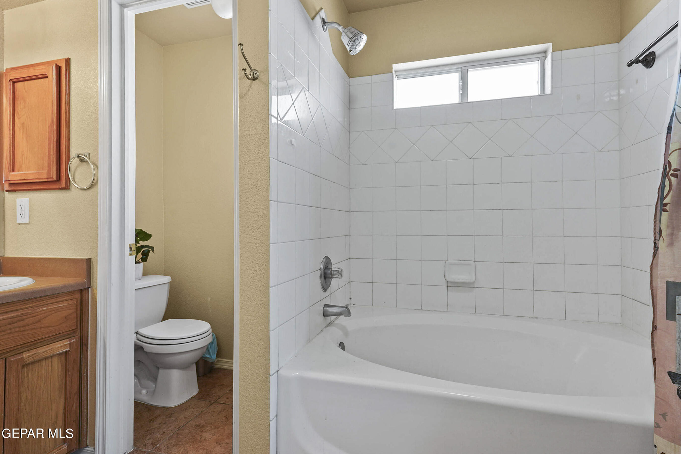 11408 PIFAS NEVAREZ Place