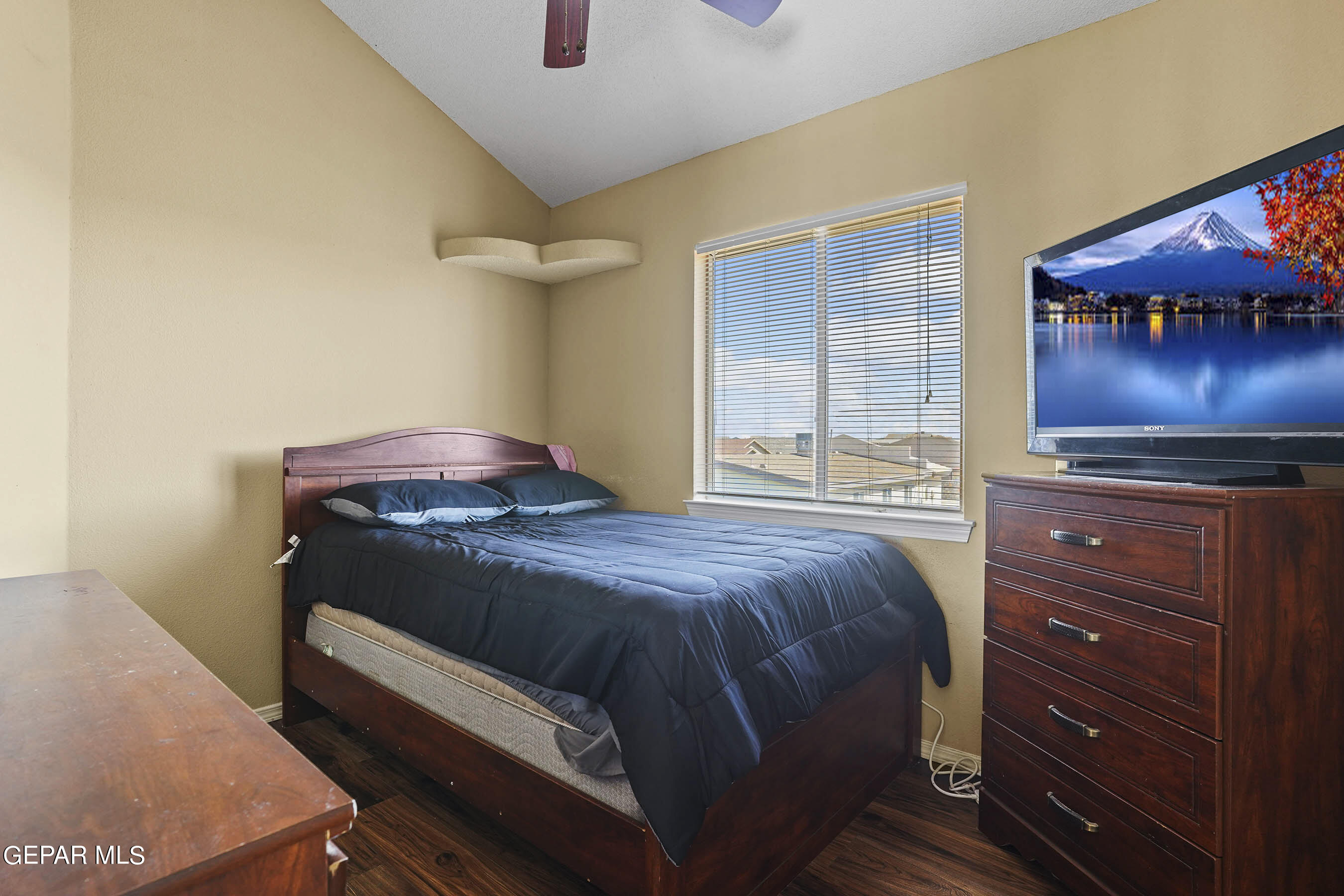 11408 PIFAS NEVAREZ Place