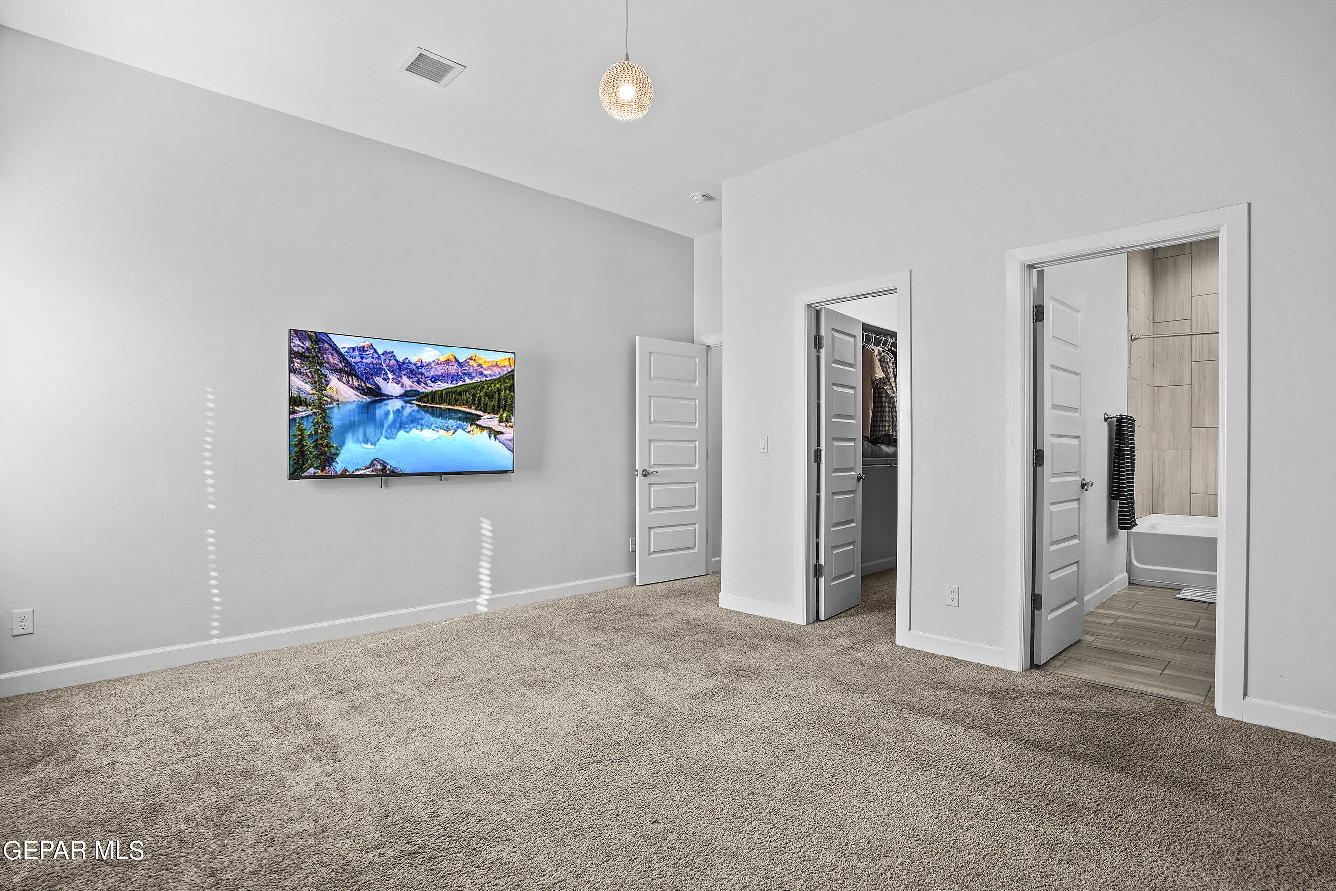 2199 ENCHANTED CREST Drive