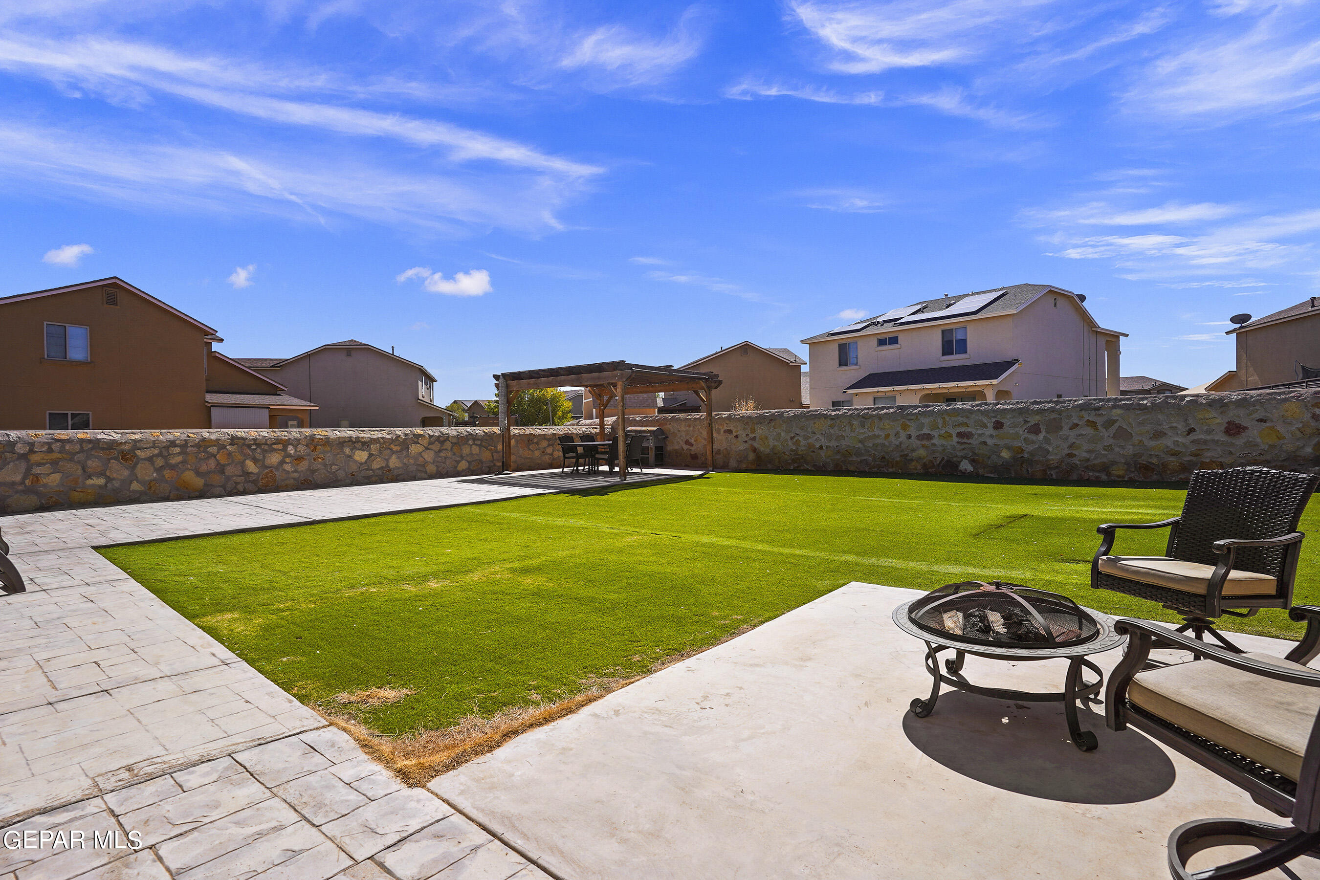7016 RED MAN Drive