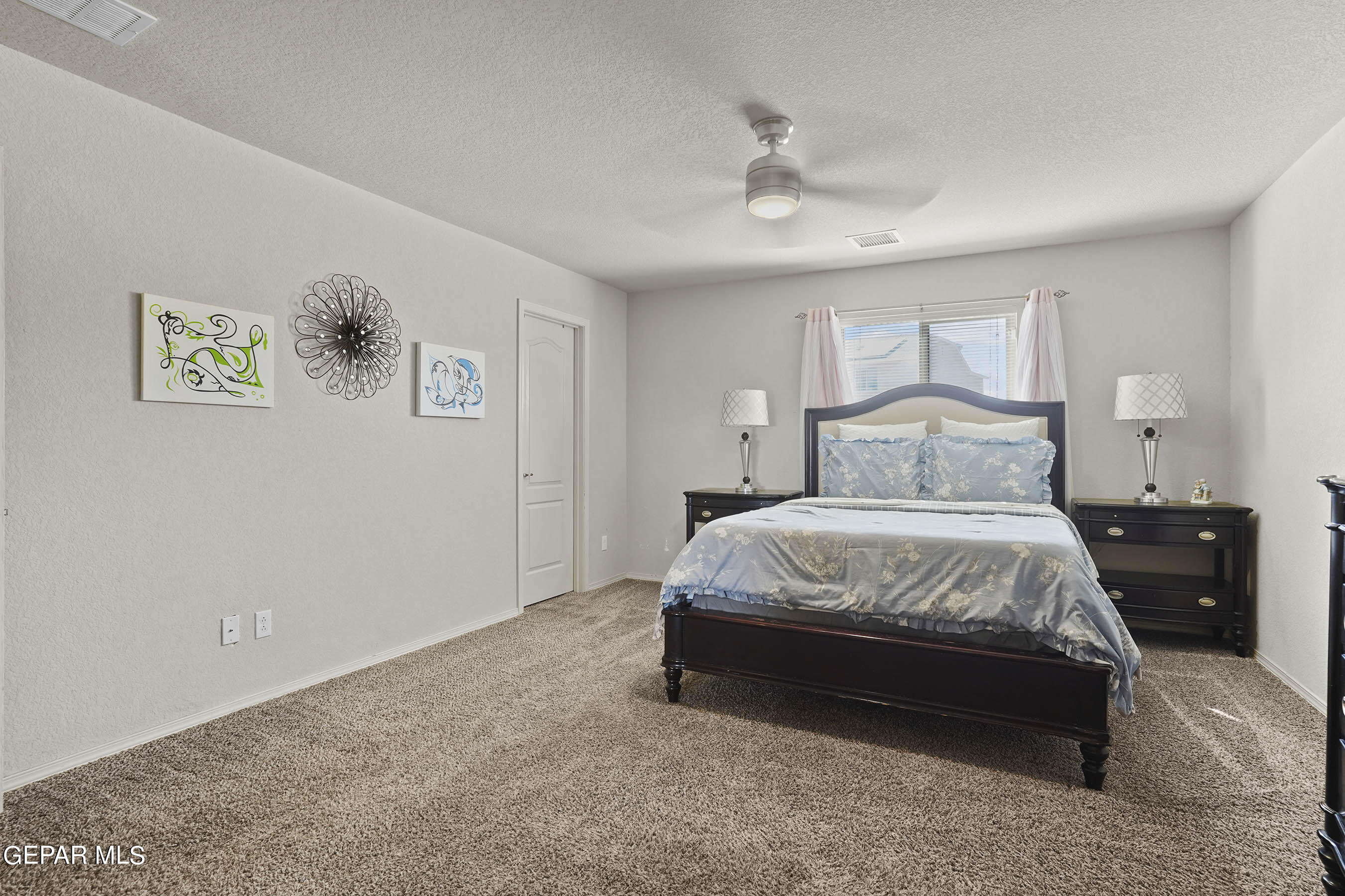 7016 RED MAN Drive