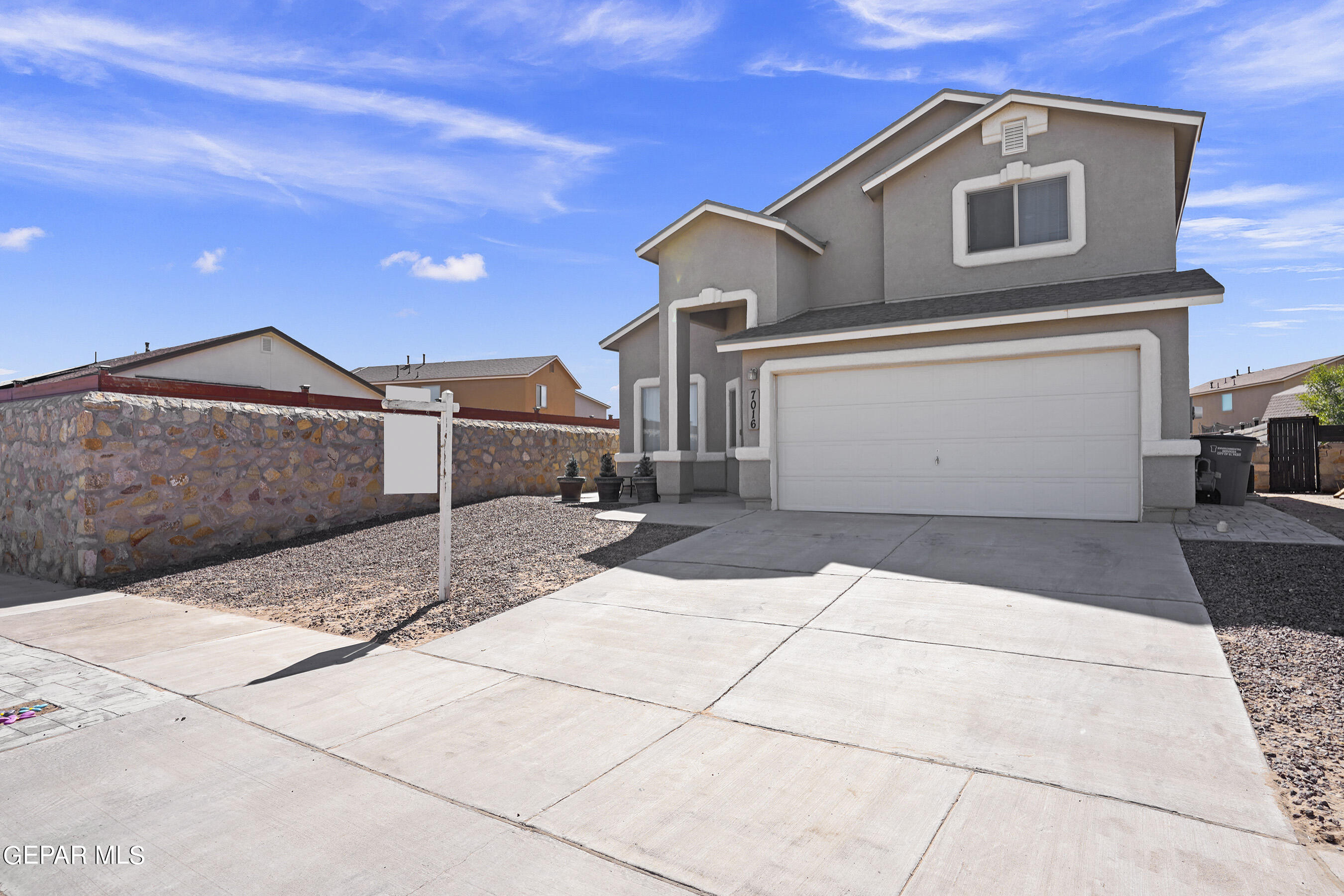 7016 RED MAN Drive
