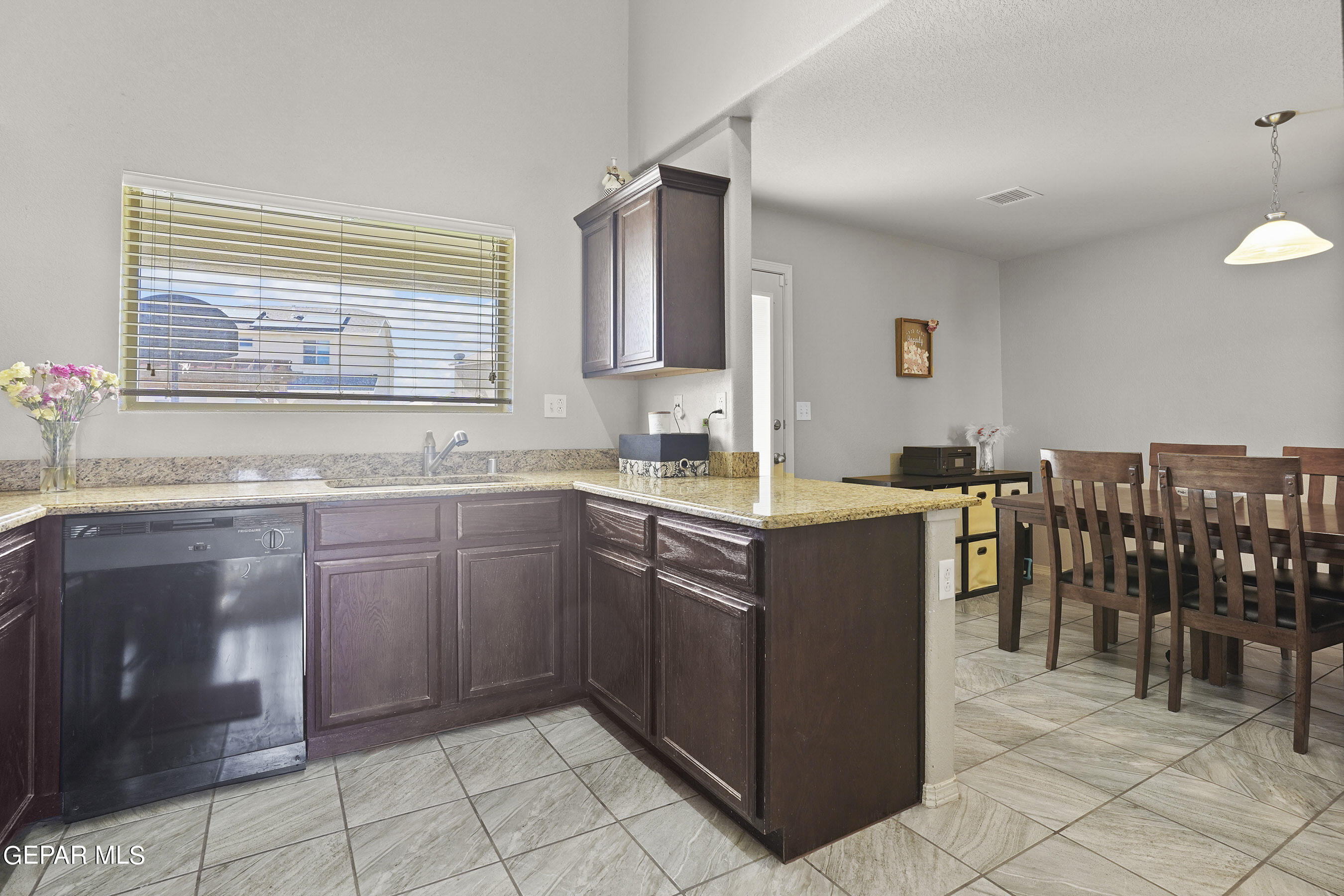7016 RED MAN Drive