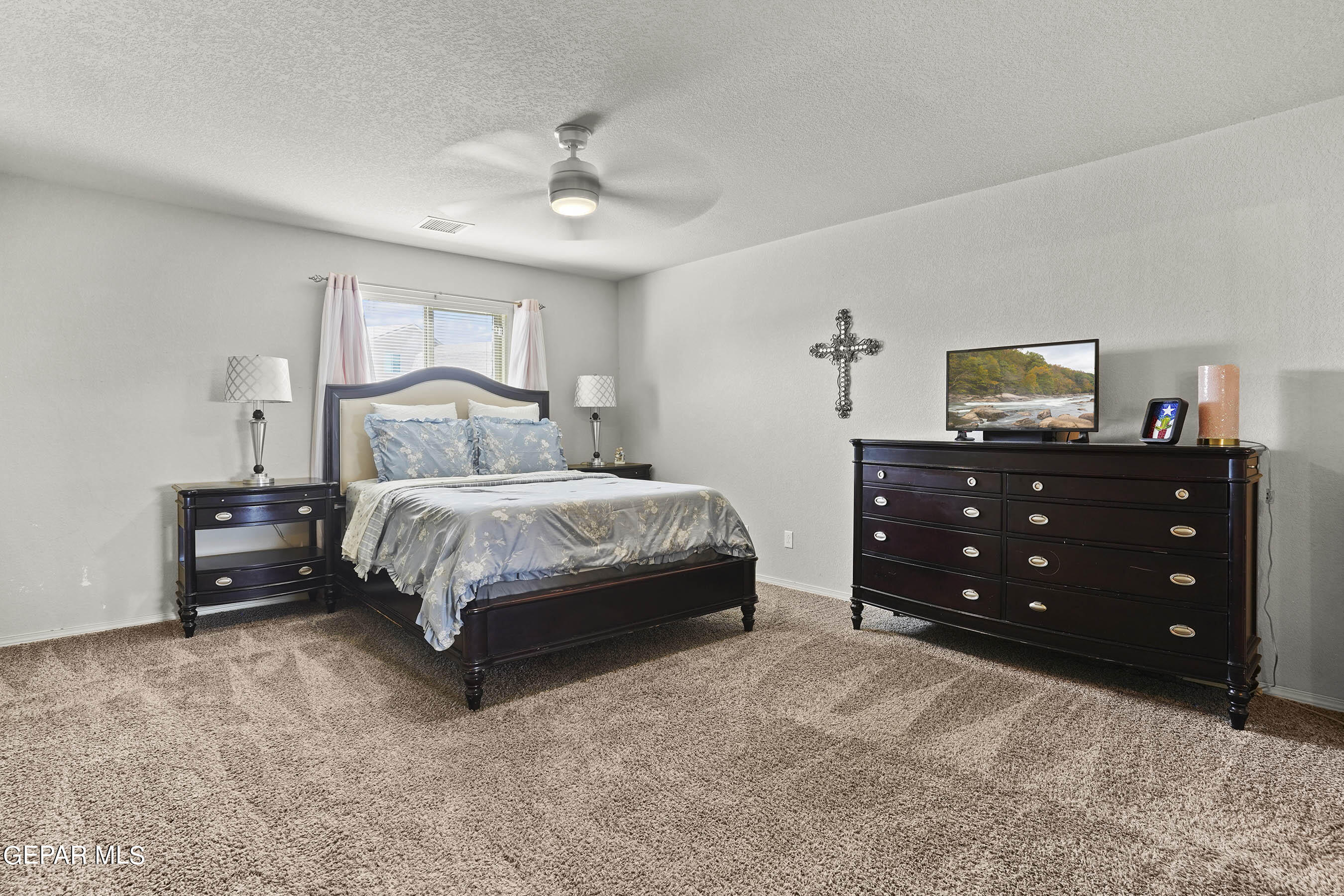 7016 RED MAN Drive