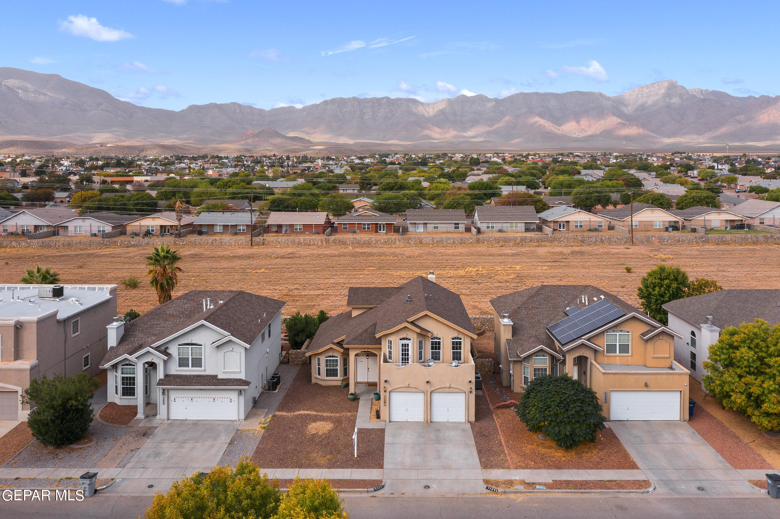 11241 NORTHVIEW Street