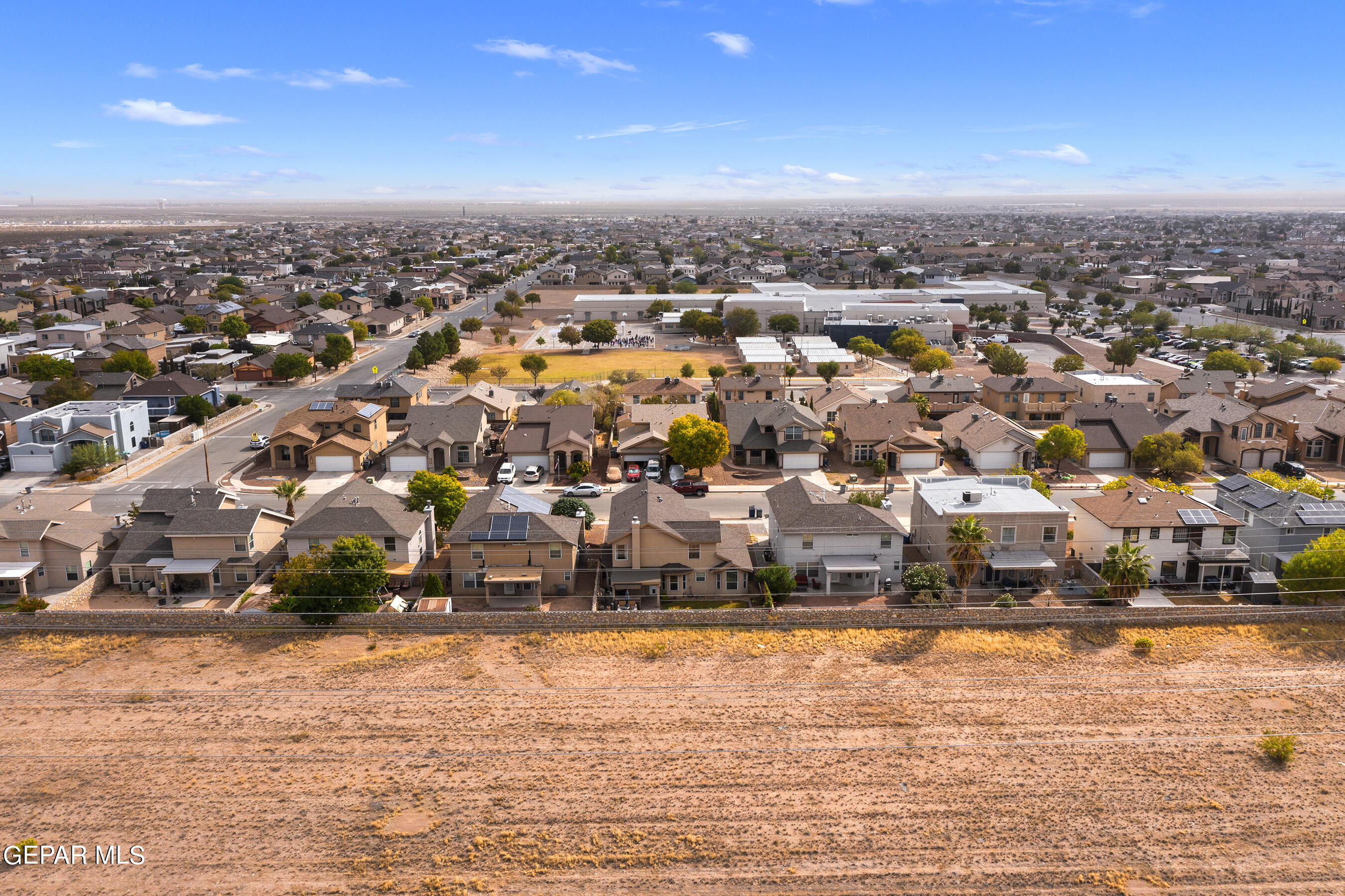 11241 NORTHVIEW Street