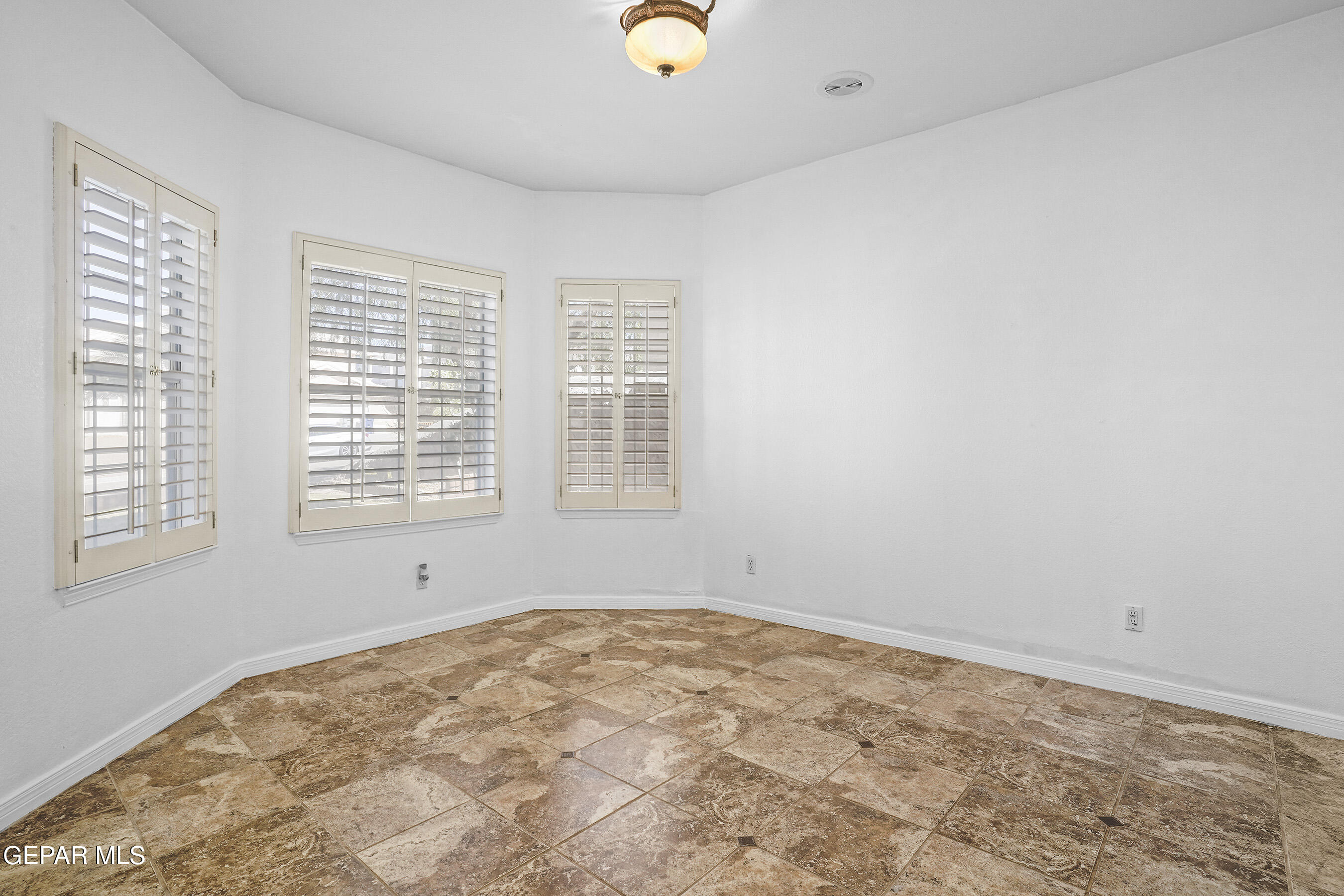 6548 GRAND RIDGE Drive