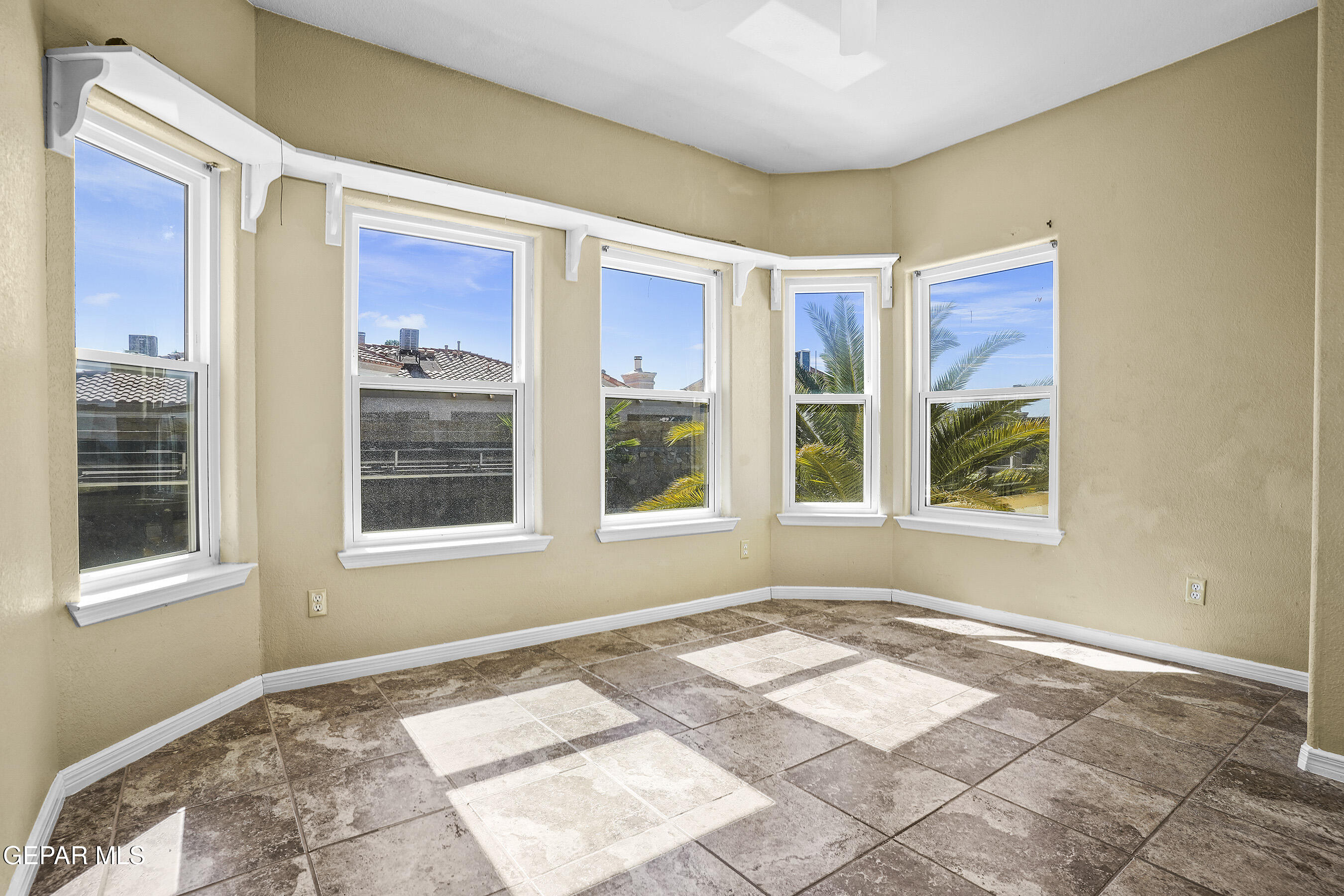 6548 GRAND RIDGE Drive