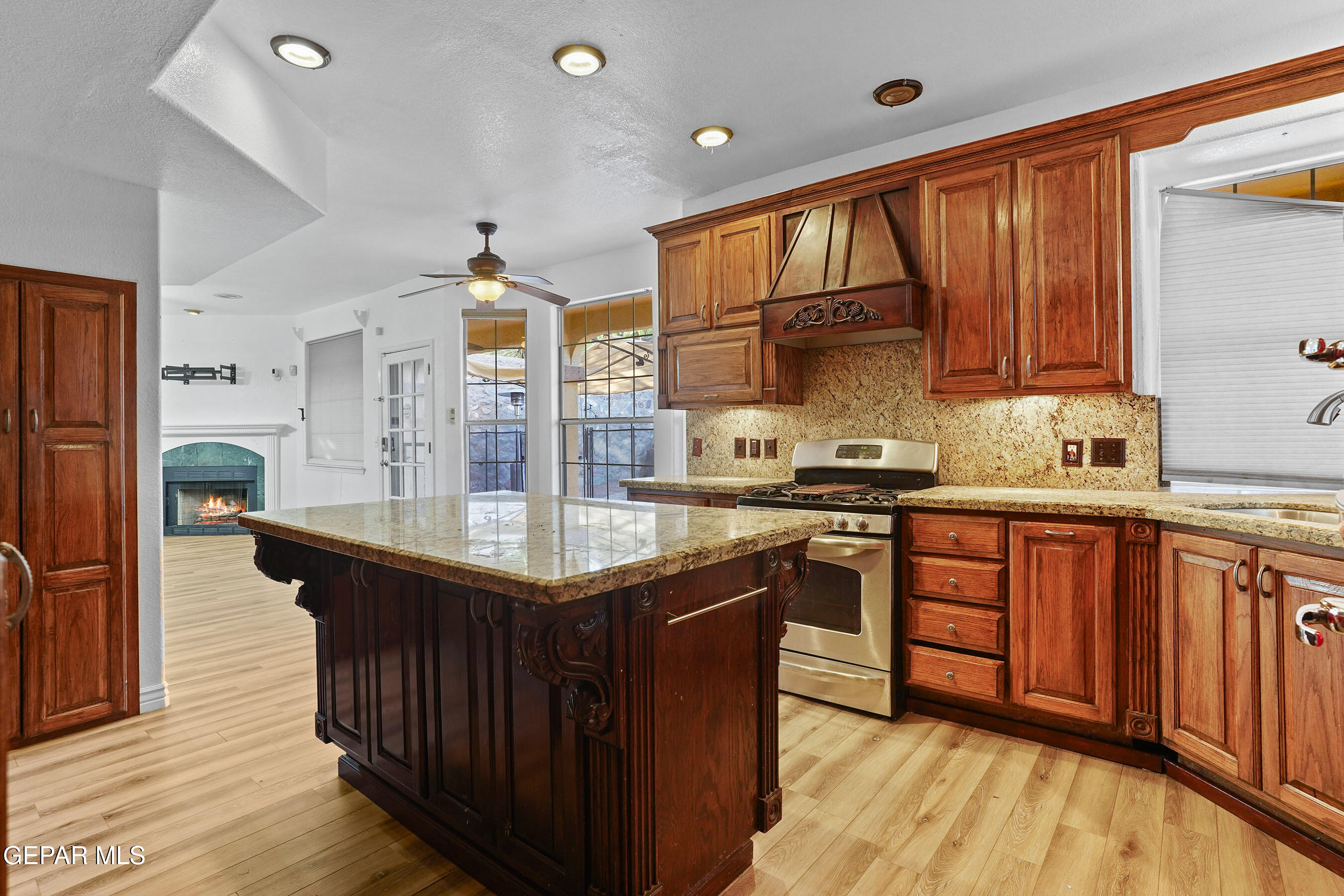 6548 GRAND RIDGE Drive