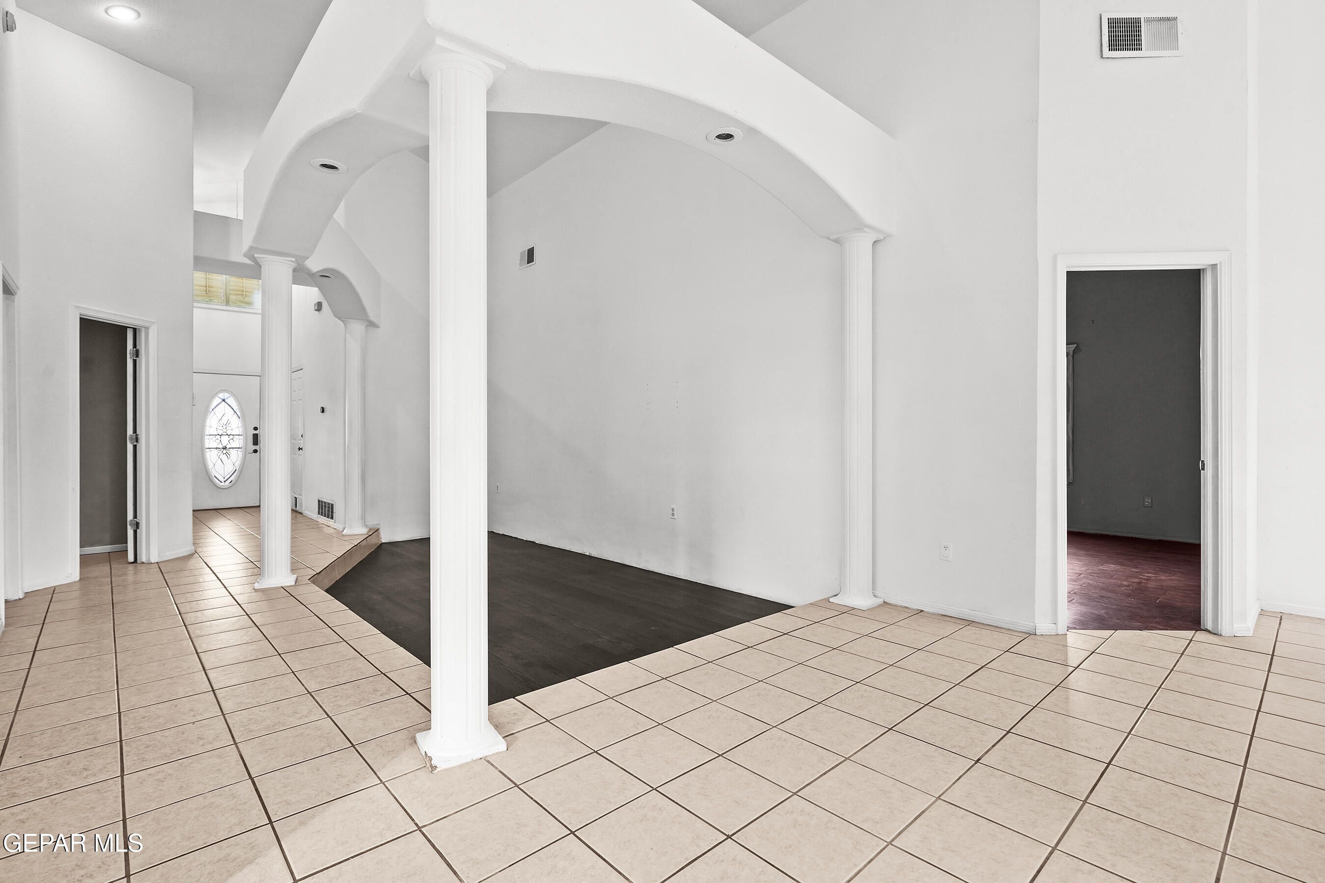 12596 SUN TRAIL Drive