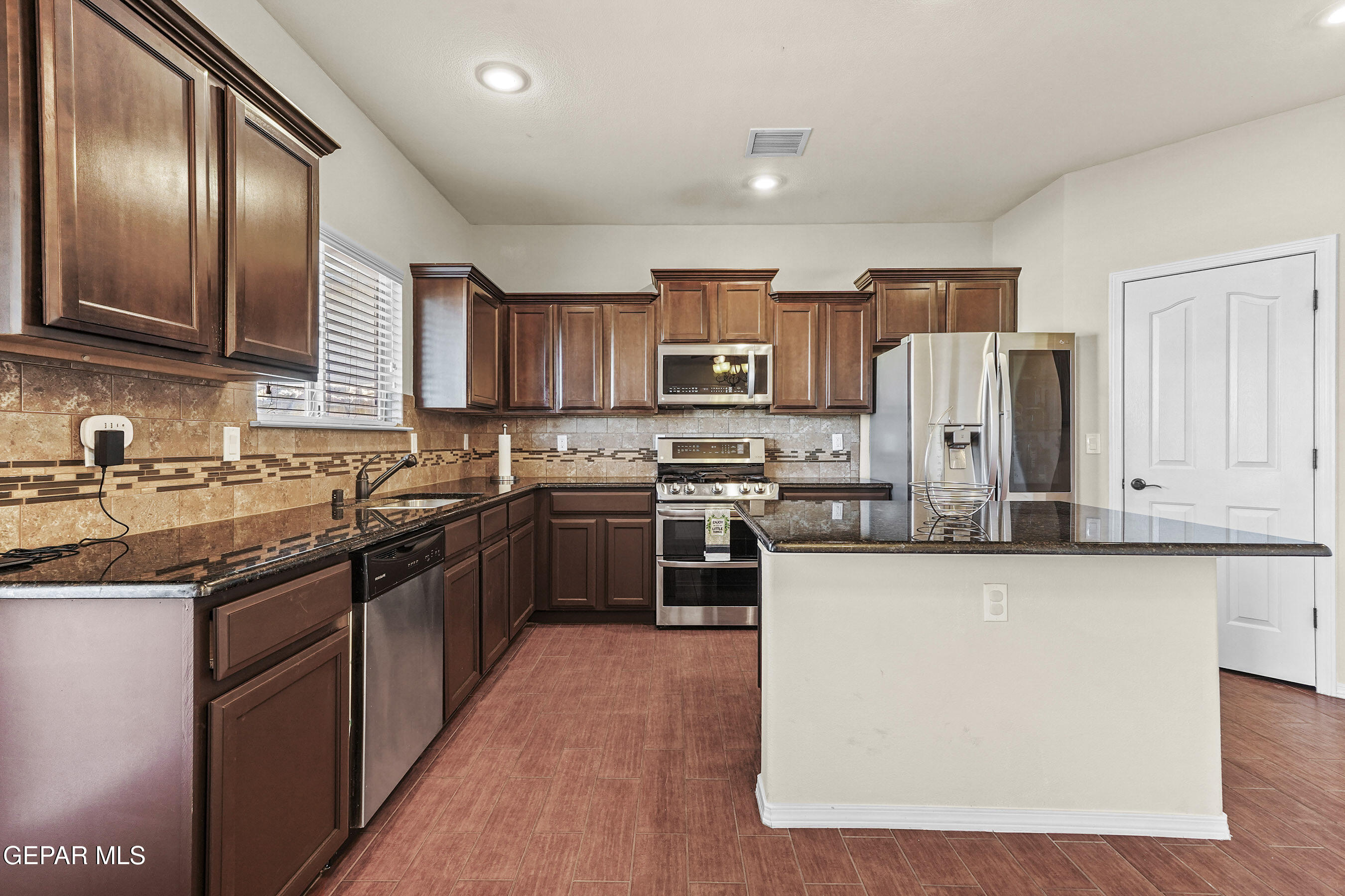 7509 EAGLE VISTA Drive
