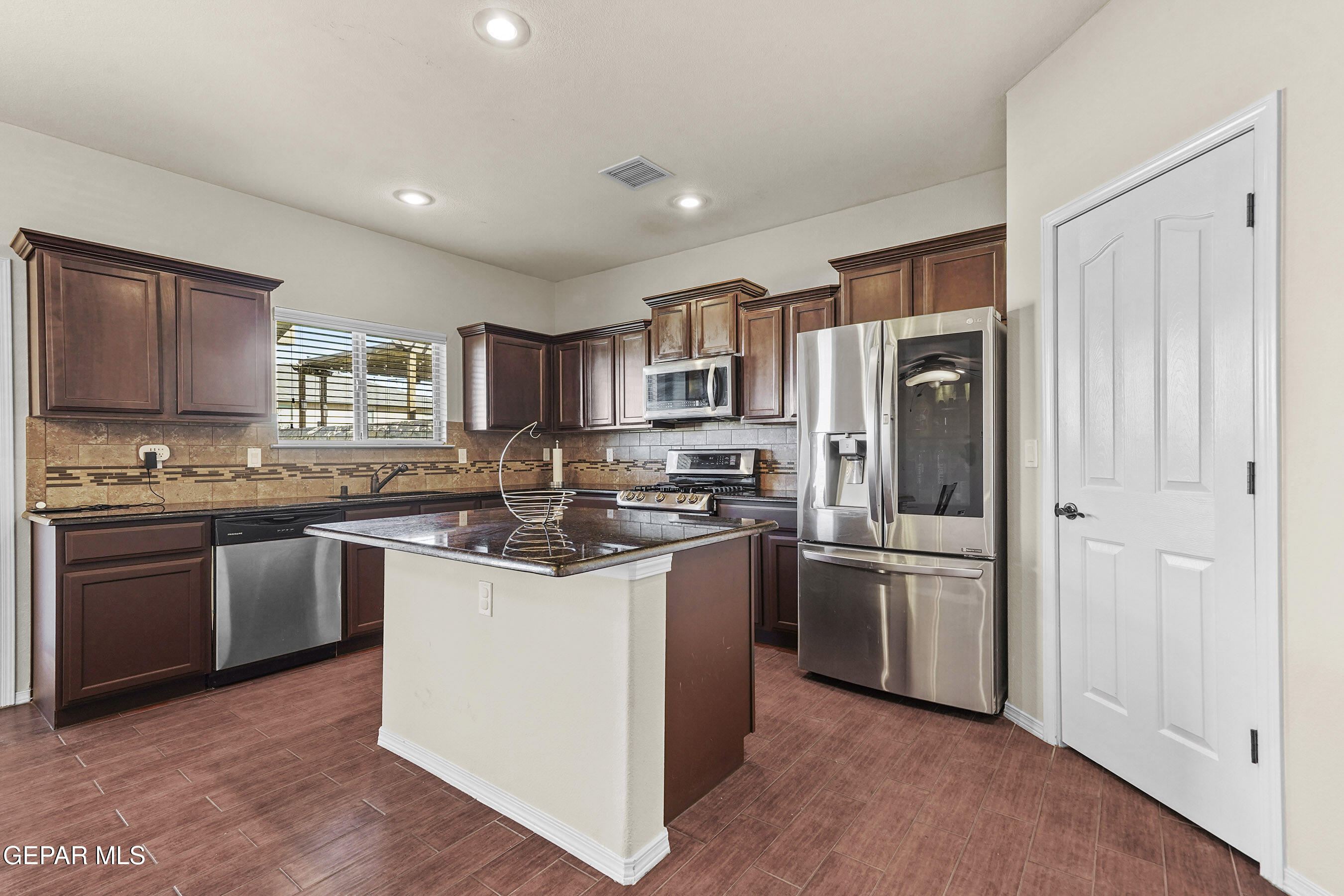 7509 EAGLE VISTA Drive