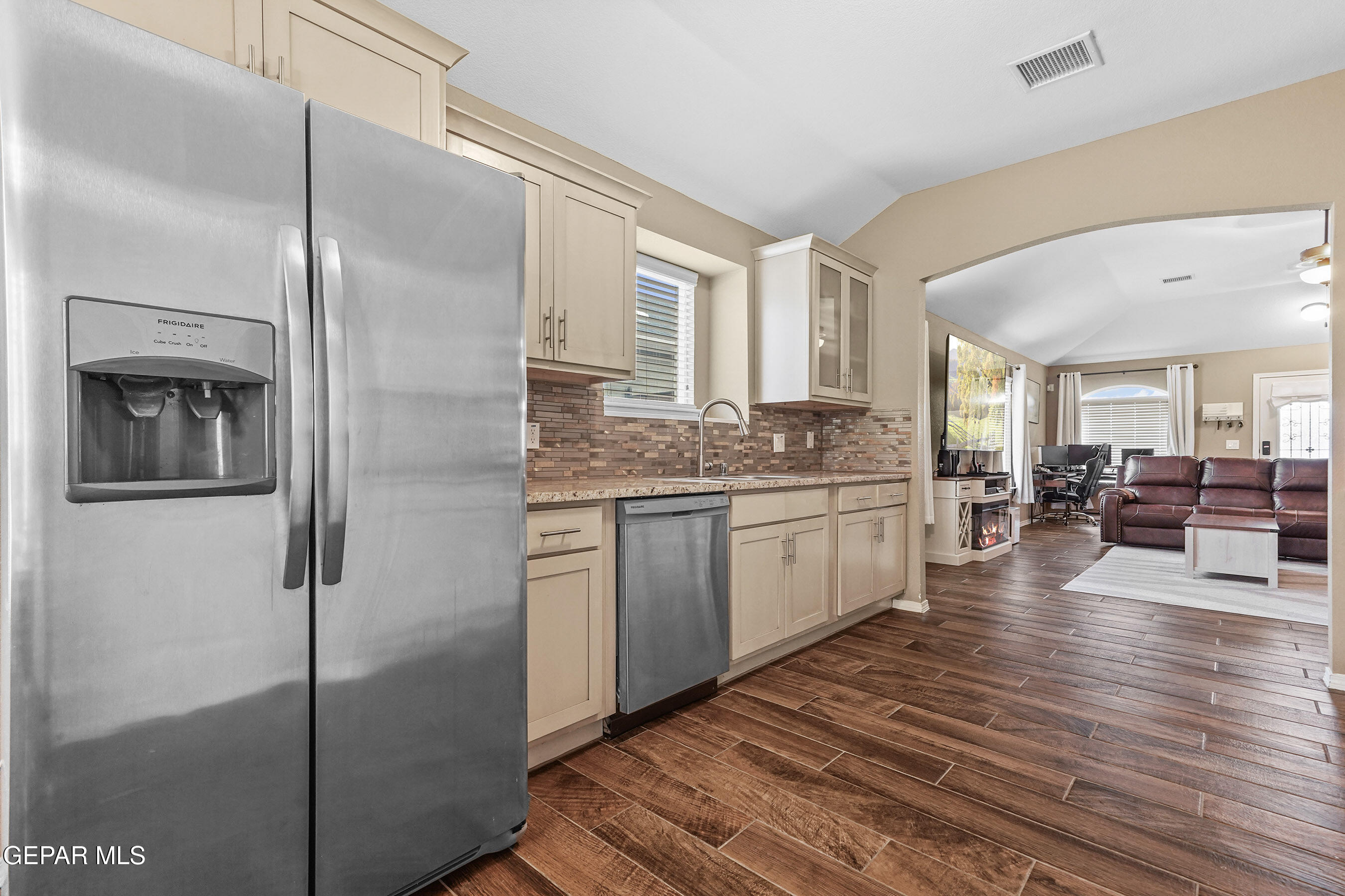 14229 PEYTON EDWARDS Avenue