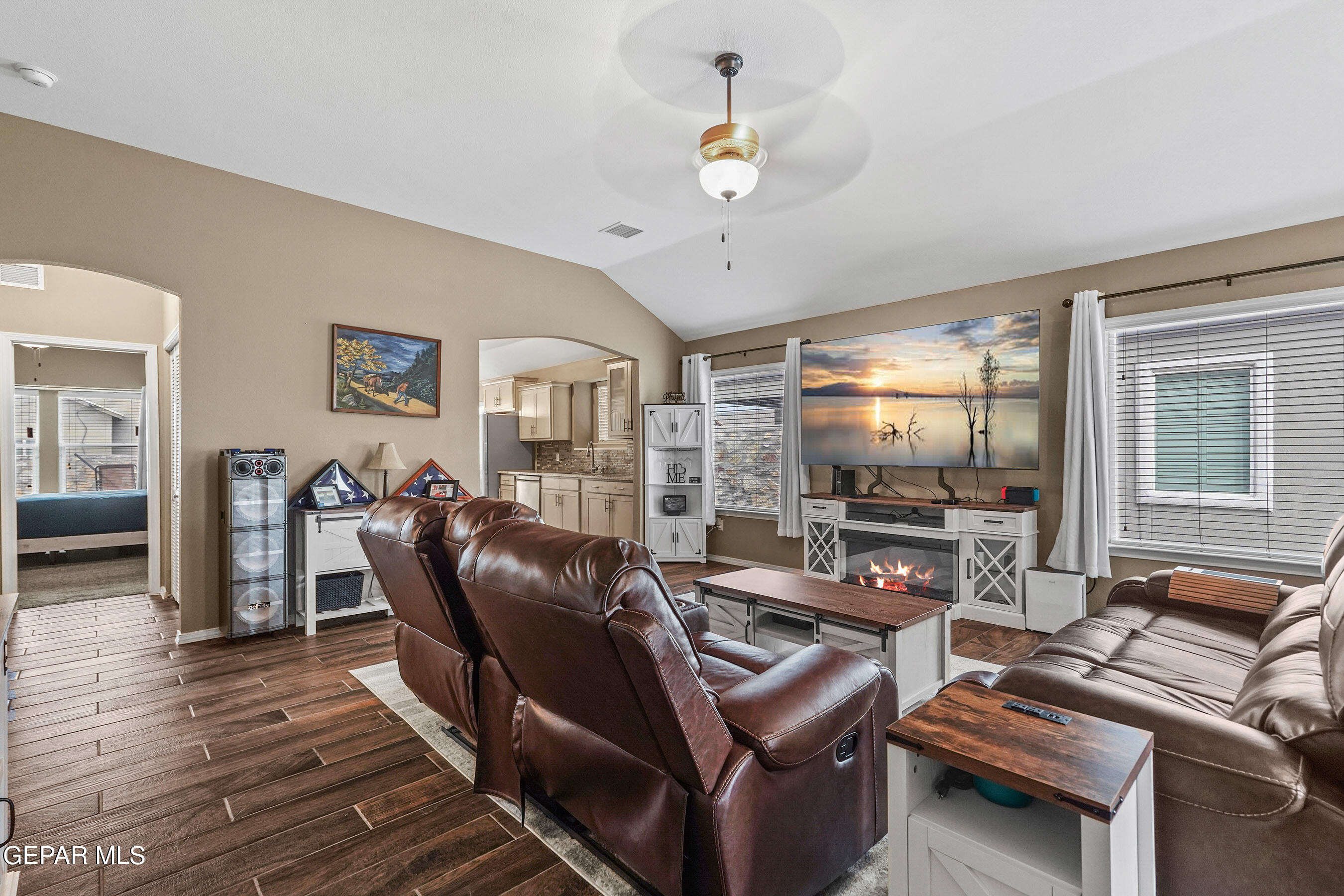 14229 PEYTON EDWARDS Avenue