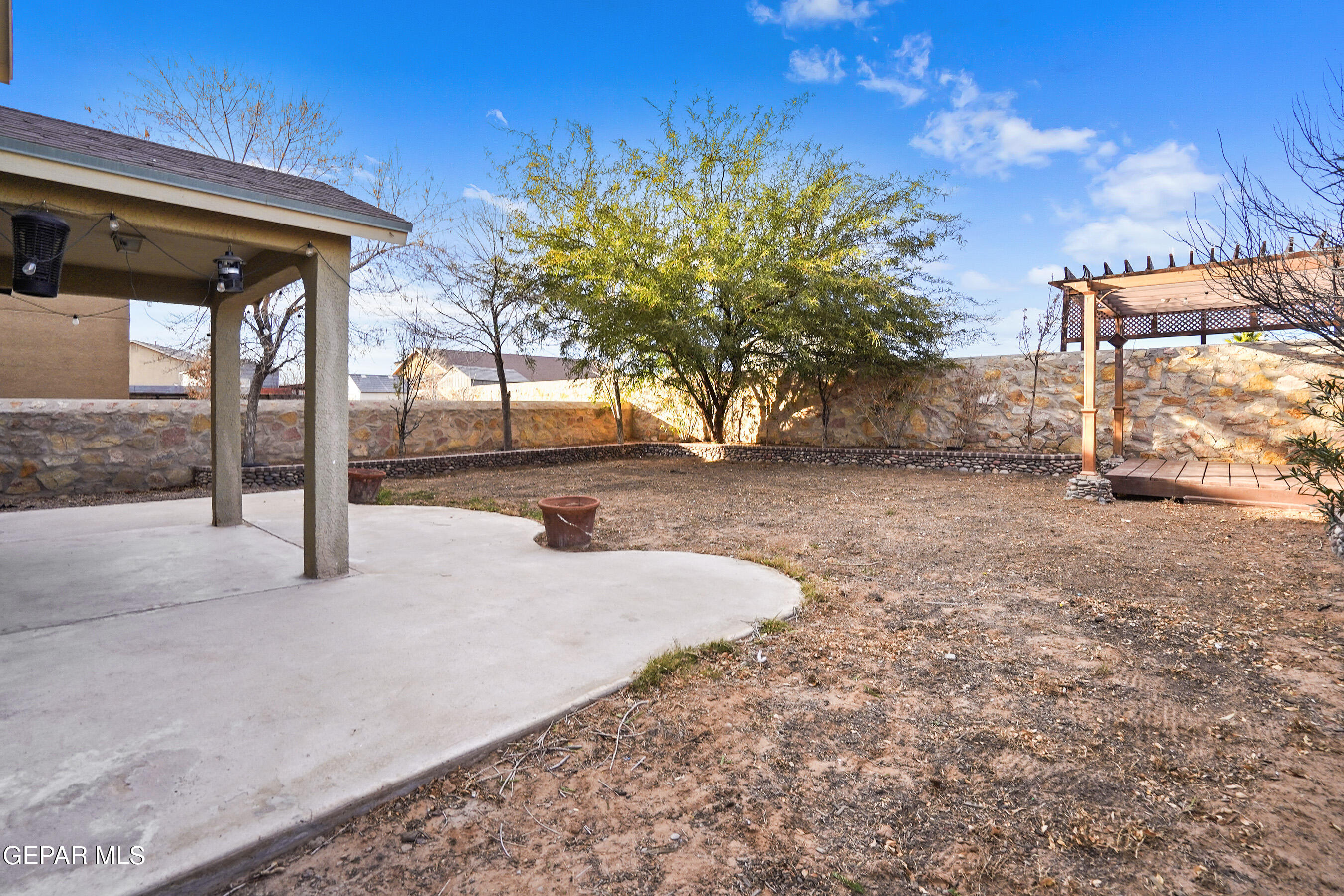 7045 EAGLE NEST Court